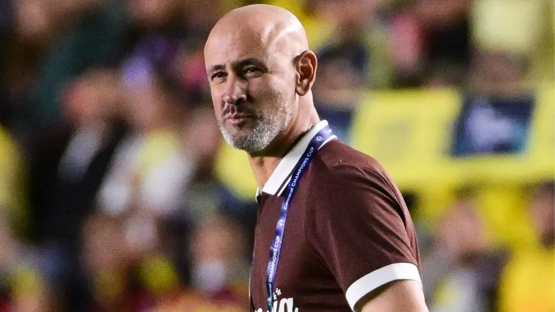 Salió por la puerta de atrás de Olimpia, se entregó a Dios y manda decir esto a Eduardo Espinel ya como figura de otro club: "Cometí muchos errores"