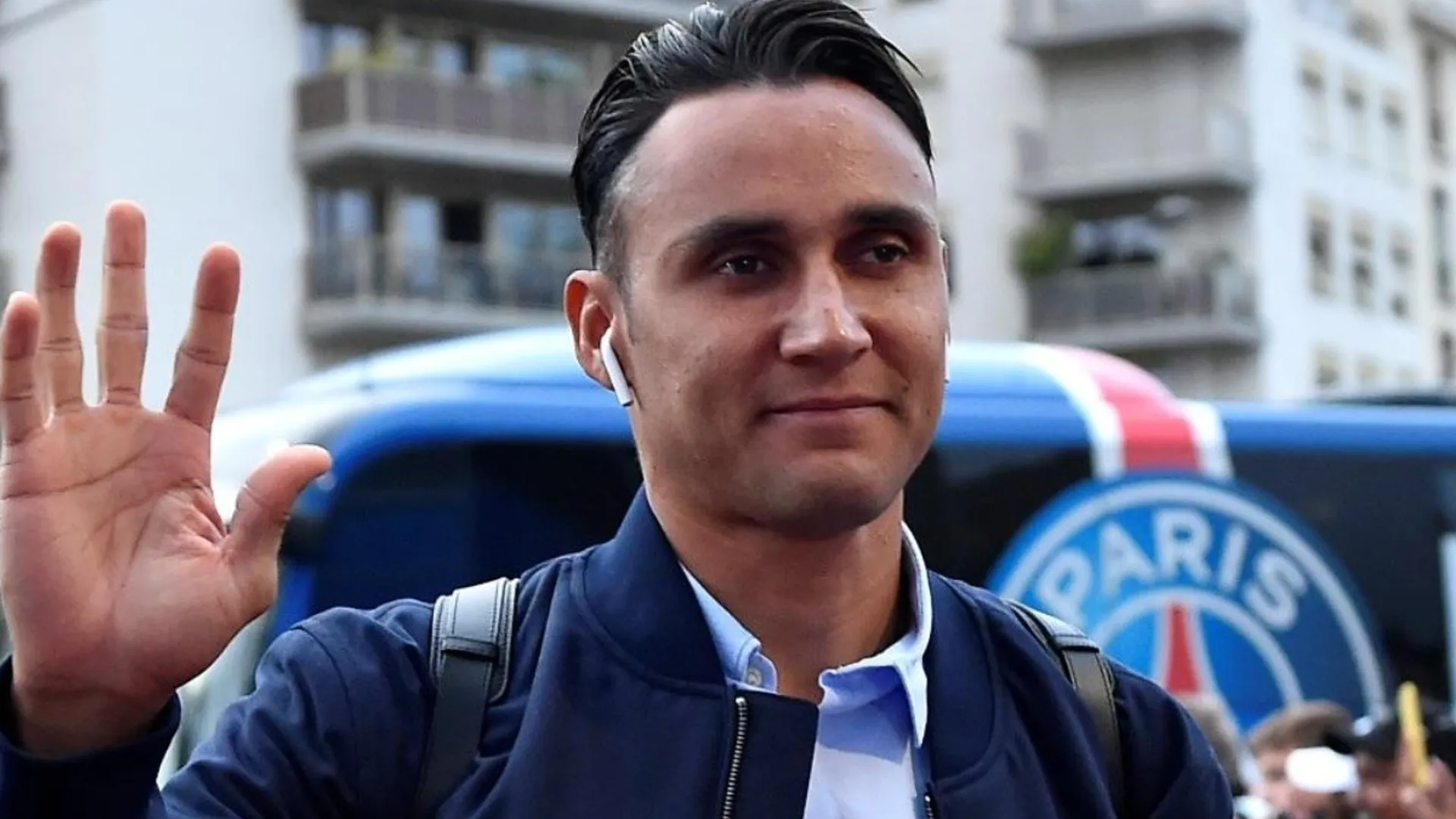 Keylor alcanzó millonaria cifra este jueves y la celebró con sus seguidores