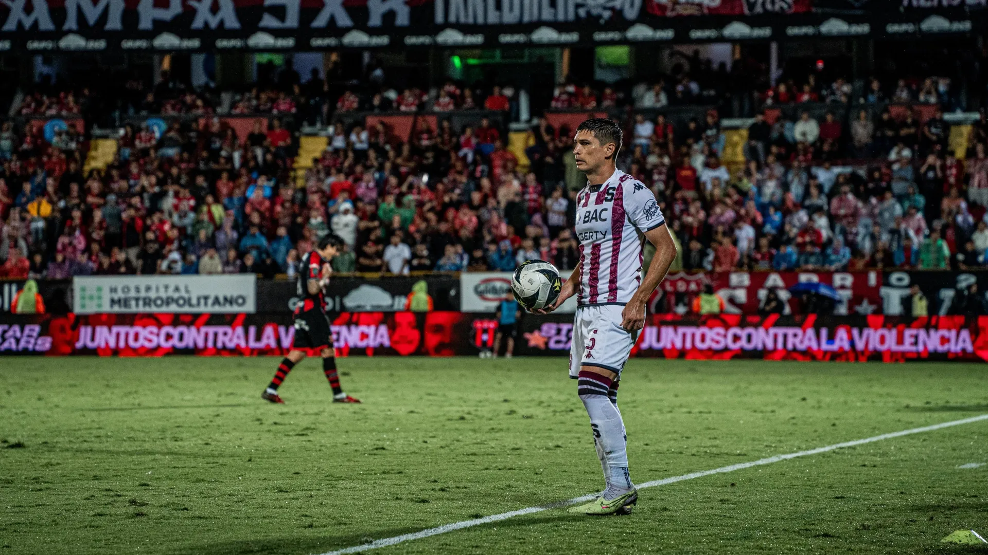 Saprissa no puede cumplir con el pedido de la afición.