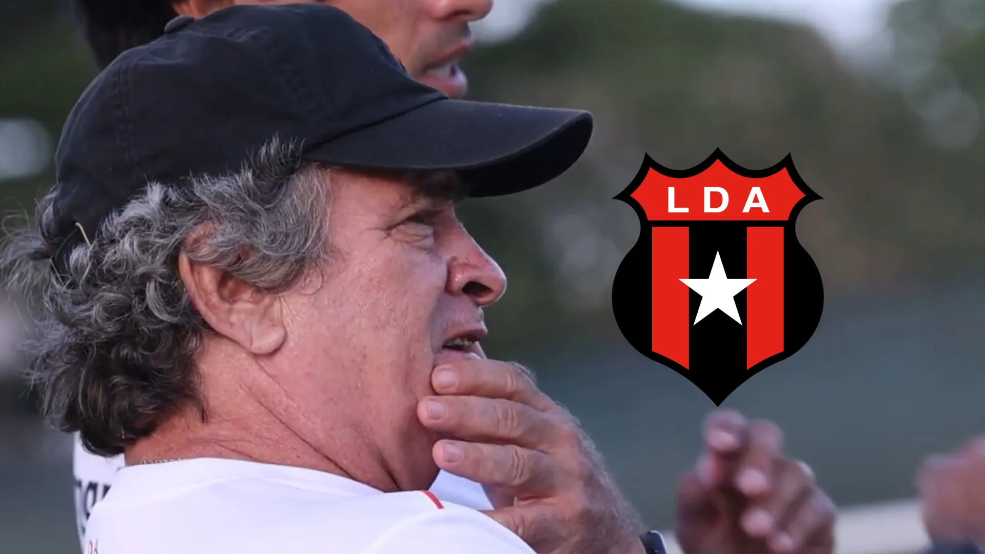 Problema con los fichajes: la advertencia sin filtro de Machillo Ramírez que la directiva de Alajuelense no puede ignorar
