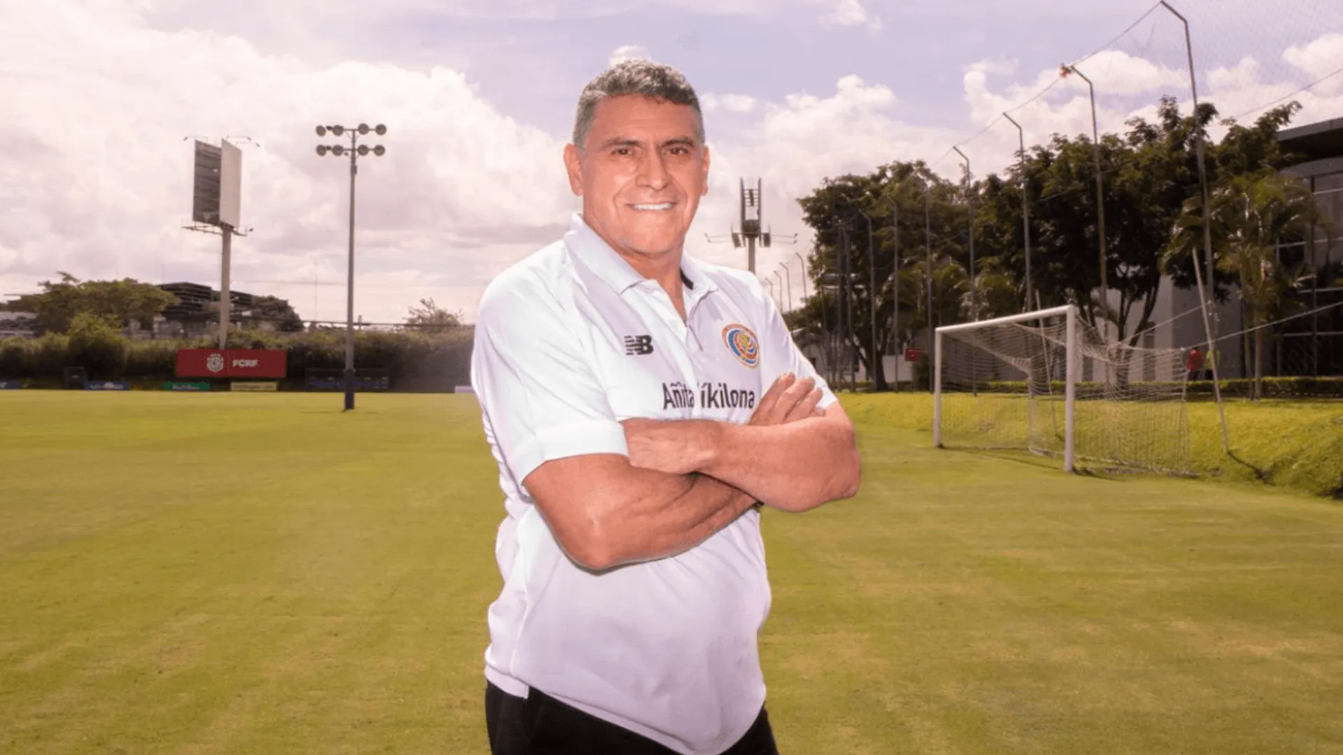 ¿Quién es Luis Fernández Suárez, el técnico de Costa Rica en el Mundial de Qatar 2022?