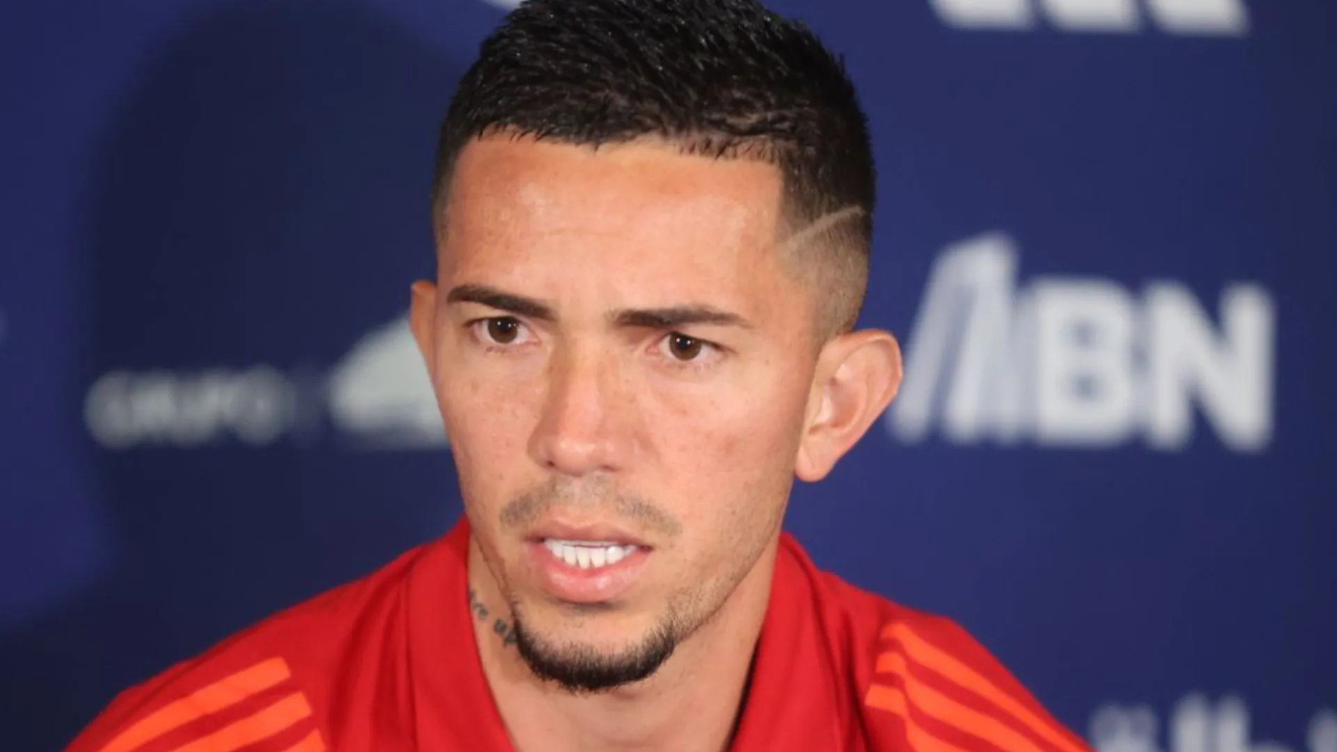 "Da cólera": Jefferson Brenes prende fuego el vestuario de Saprissa tras la derrota con Cartaginés
