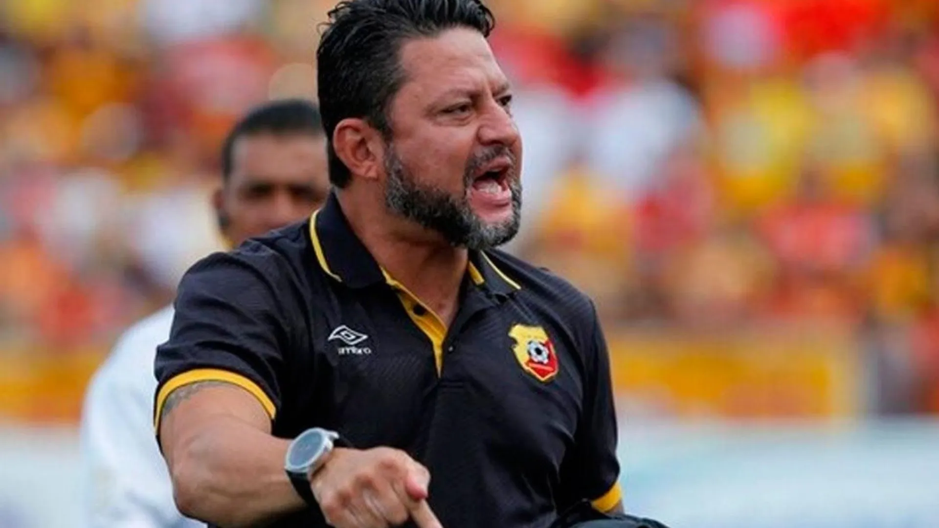 Jafet Soto: "Con La Liga hay otro reglamento con respecto a los penales, no los pitan"