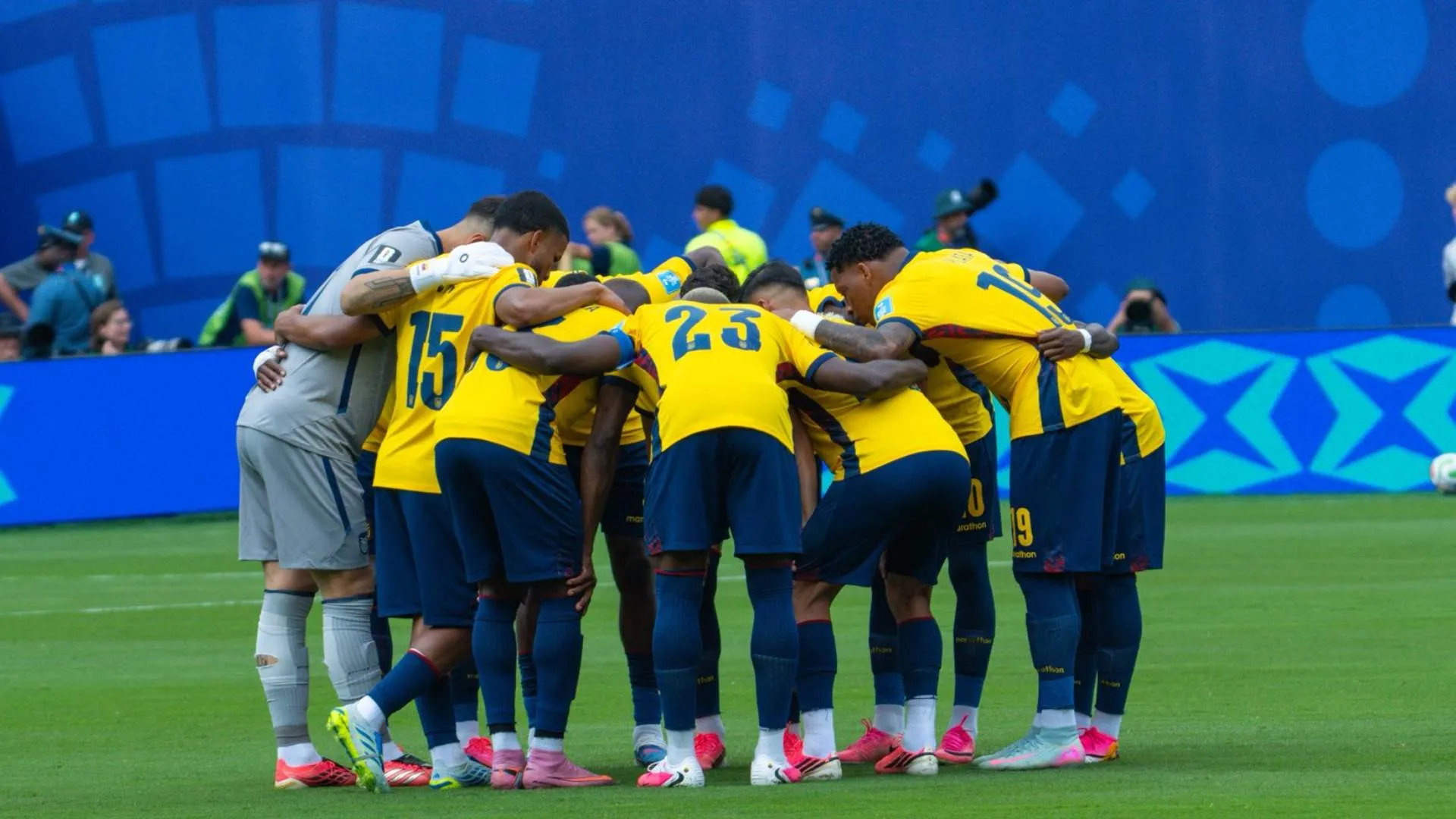 Cuál es el ranking FIFA de Ecuador y cuántos puestos lo separan de México en el Mundial 2026