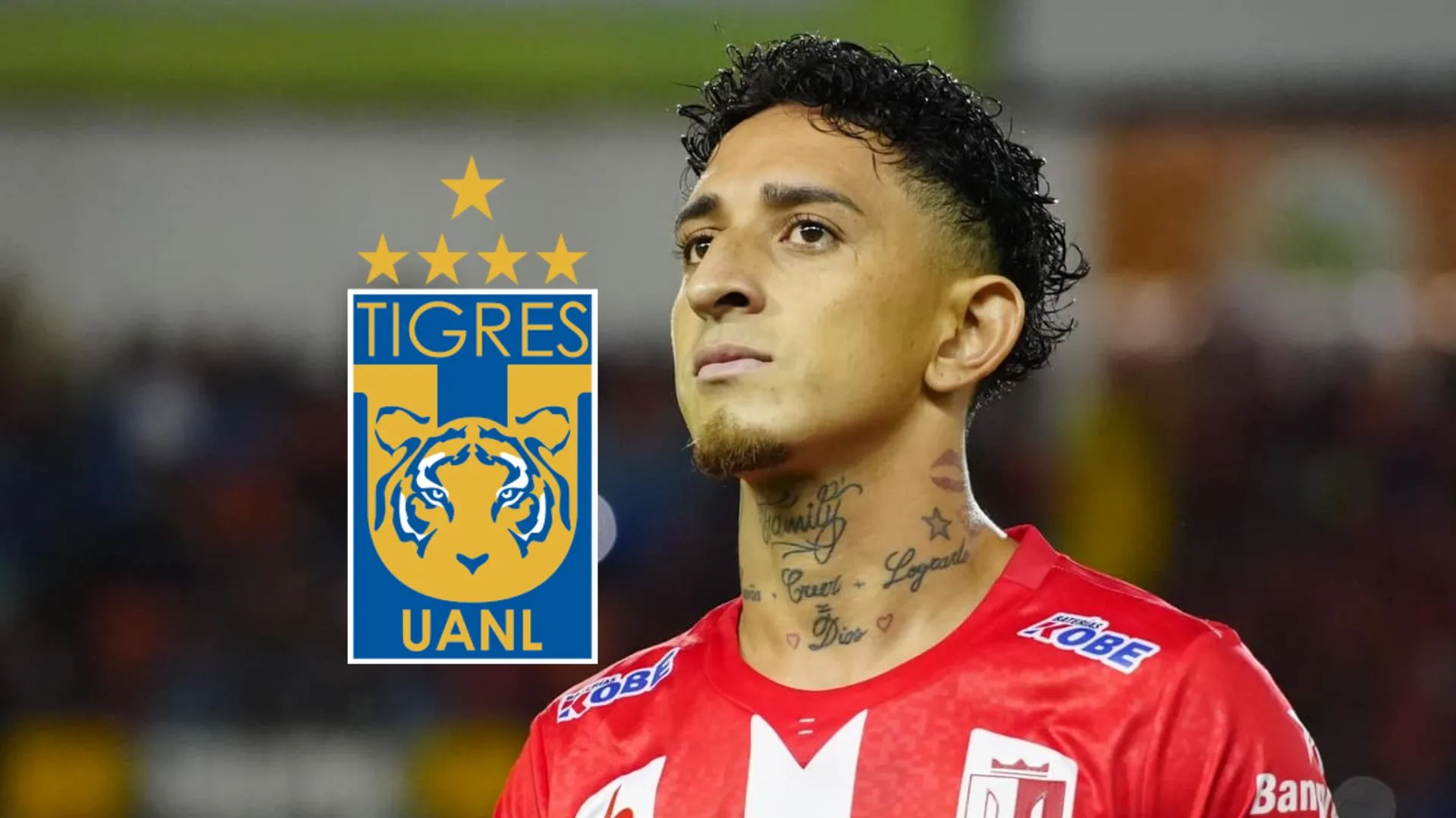 Byron Bonilla con Real Estelí y el escudo de Tigres de México.