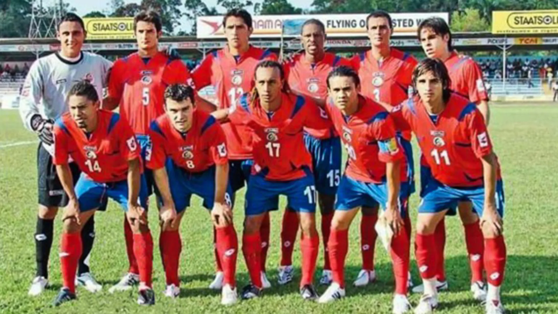 Pasó por Saprissa y Herediano, fue mundialista con Costa Rica, pero se retiró para disfrutar el deporte que ama