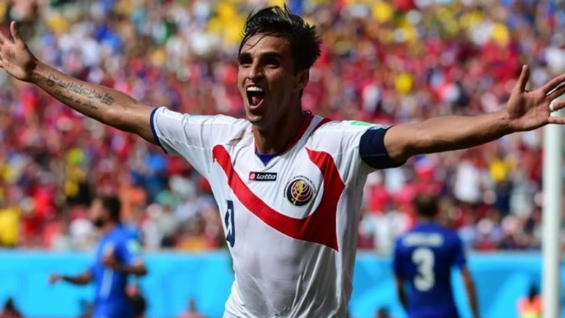 Alajuelense recordó inicio de Bryan Ruiz
