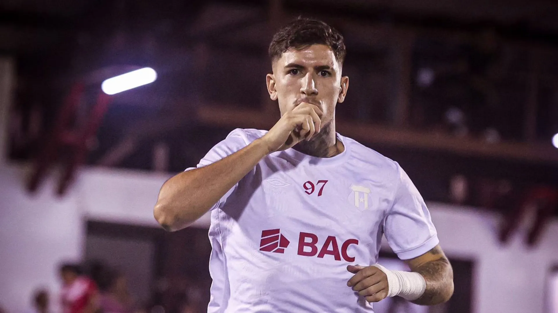 “Mi jugador”: Canhoto le roba el protagonismo a un compañero de Alajuelense