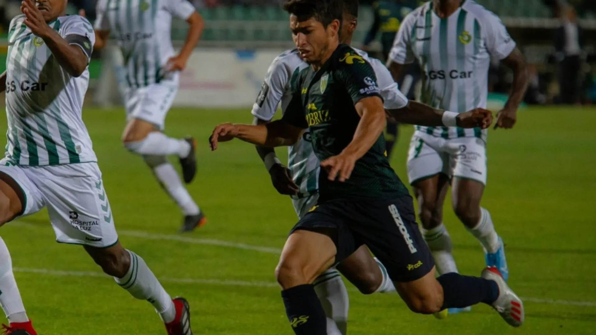 Jonathan Rubio no entiende por qué no era convocado antes a Honduras