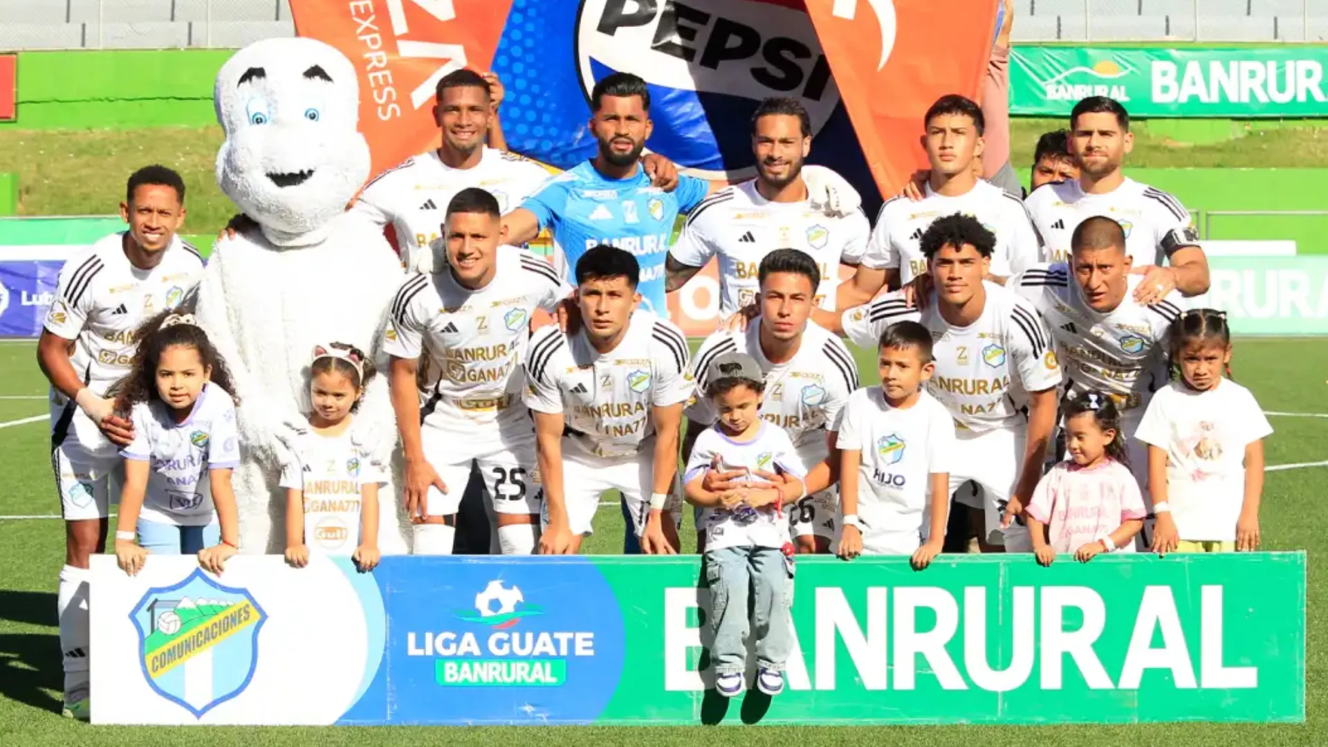 Comunicaciones lucha con dos equipos por fichar a su jugador deseado