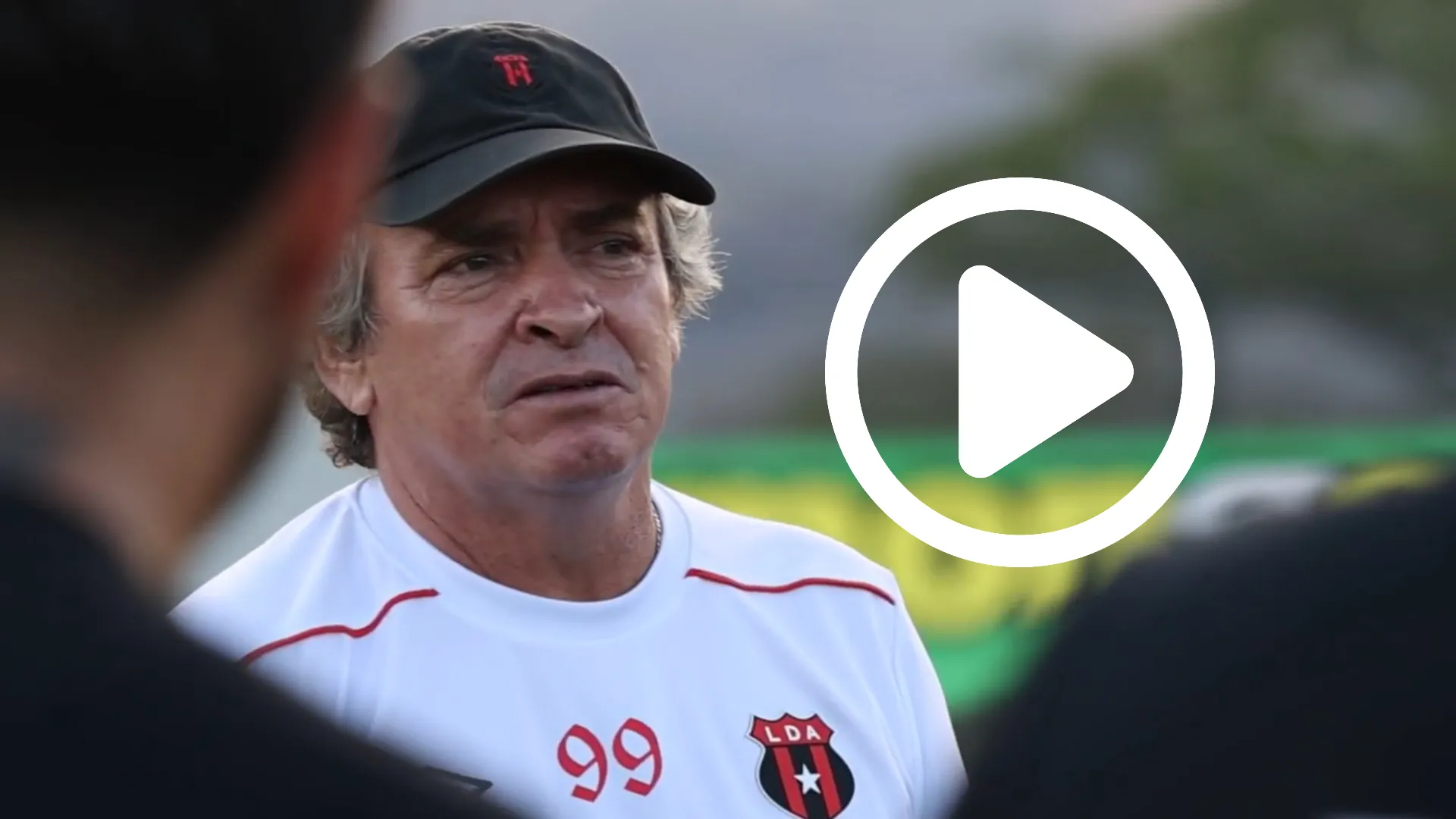 “No se negocia”: Machillo Ramírez ya tuvo que lanzar su primera advertencia en Alajuelense