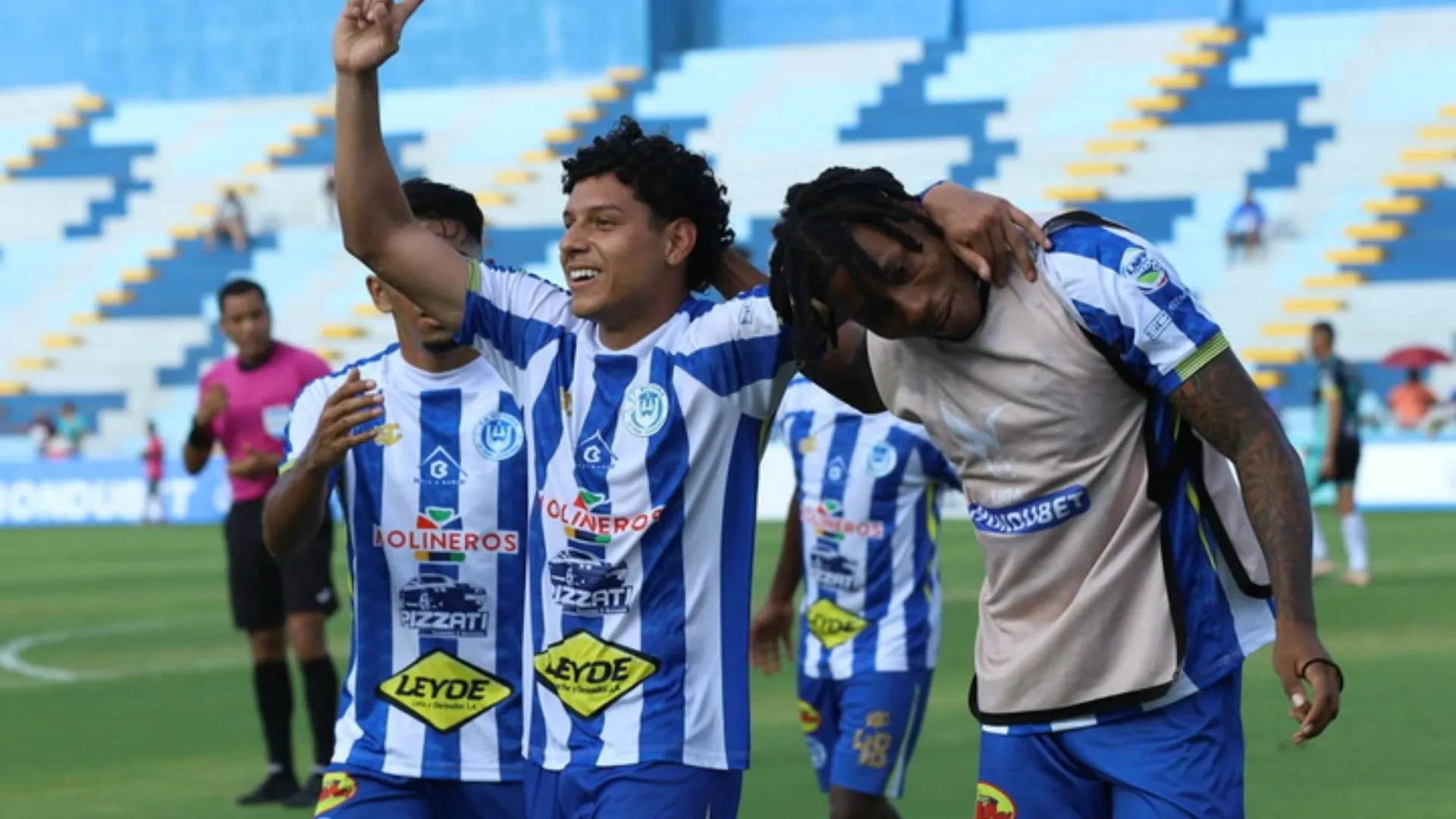 Descendió con Victoria: clubes de Guatemala y Uruguay buscan fichar a jugador hondureño