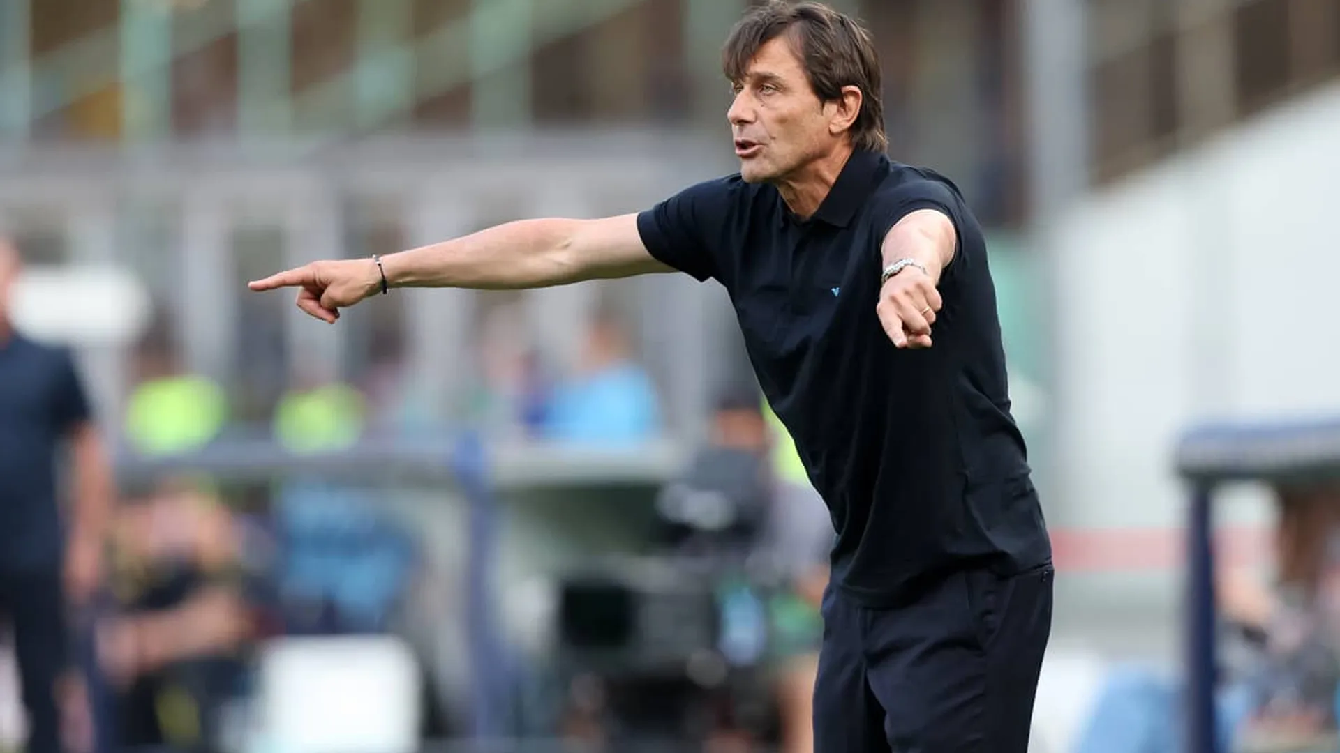 Antonio Conte contempla volver a la Premier League si encuentra un club con historia y ambición