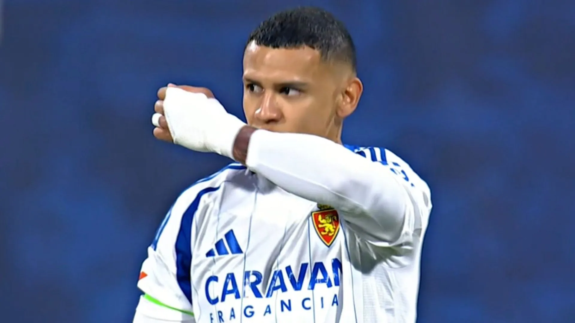Kervin Arriaga recibe la noticia que tanto esperaba desde España y Real Zaragoza celebra