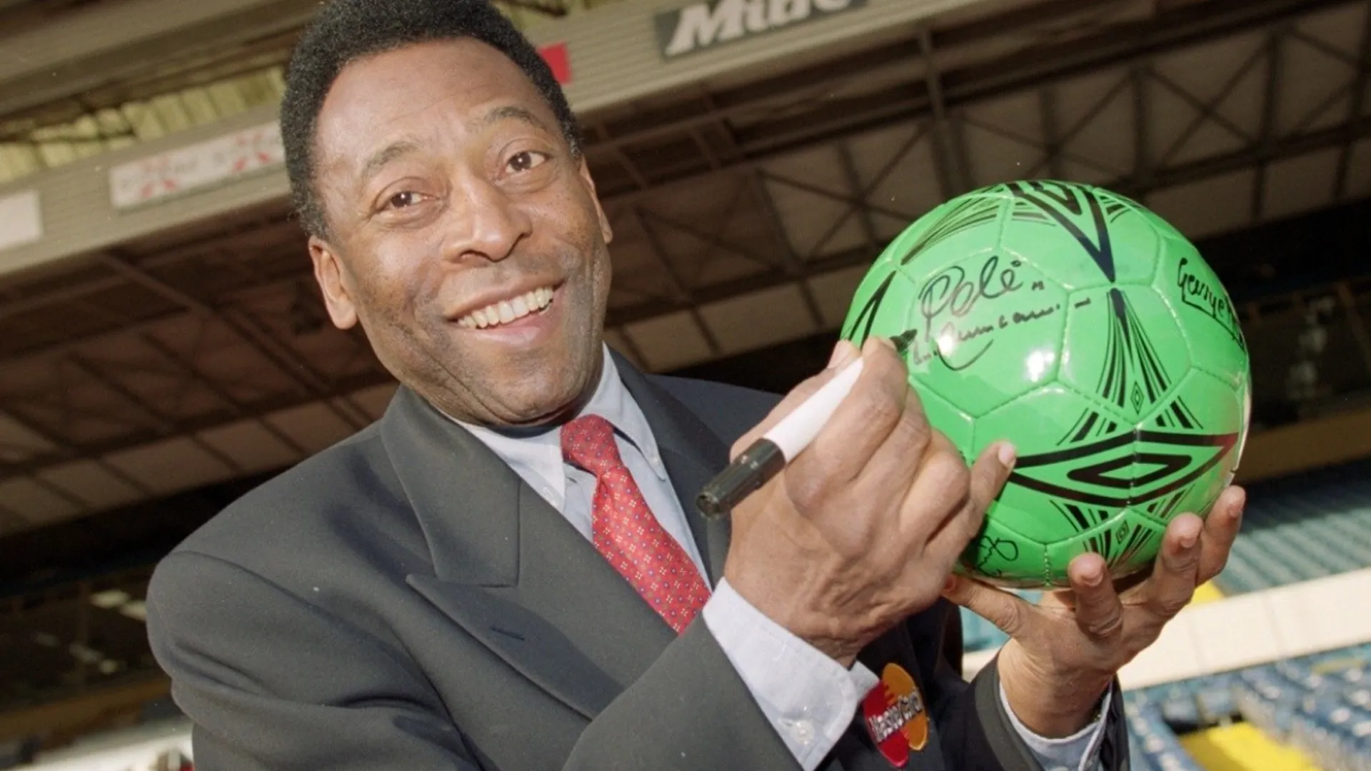 El día que Pelé elogió al fútbol costarricense: "Es muy similar al sudamericano y eso significa tener categoría"