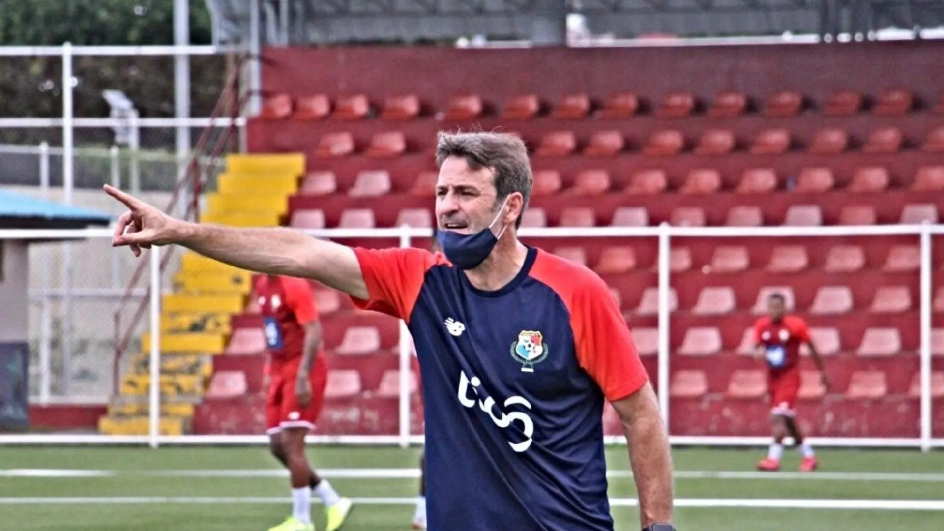 Thomas Christiansen mandó un enérgico mensaje luego de otra victoria ante Costa Rica