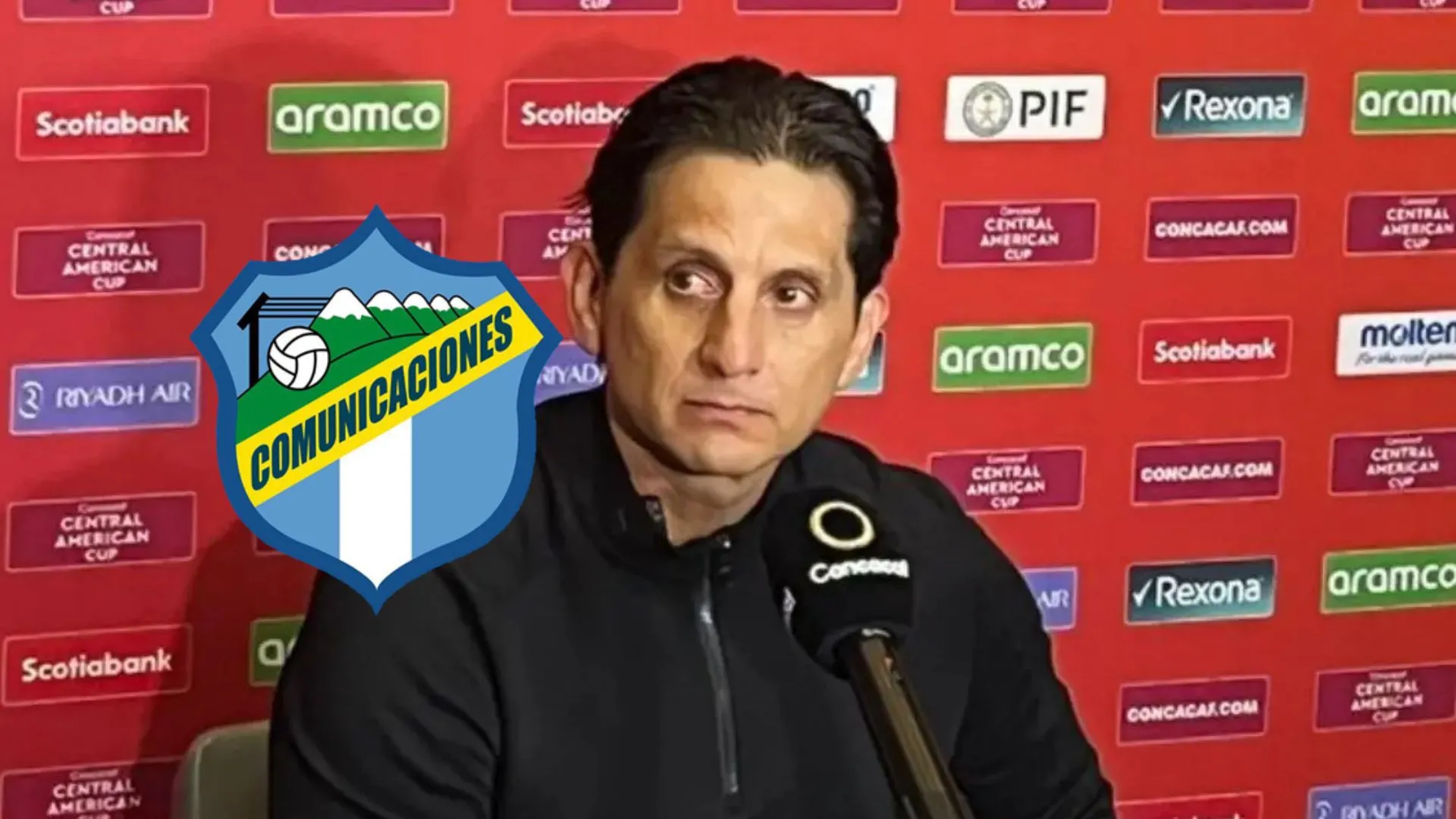 Ronald González en conferencia de prensa.