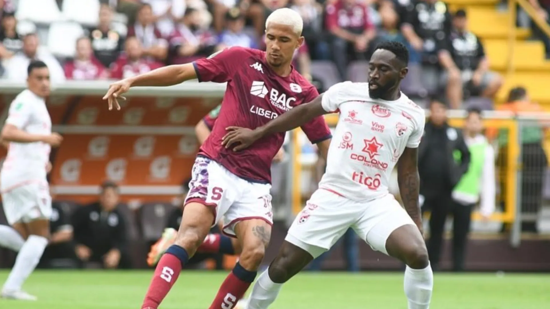 Directiva de Deportivo Saprissa habría tomado una decisión sobre el futuro de Eduardo Anderson