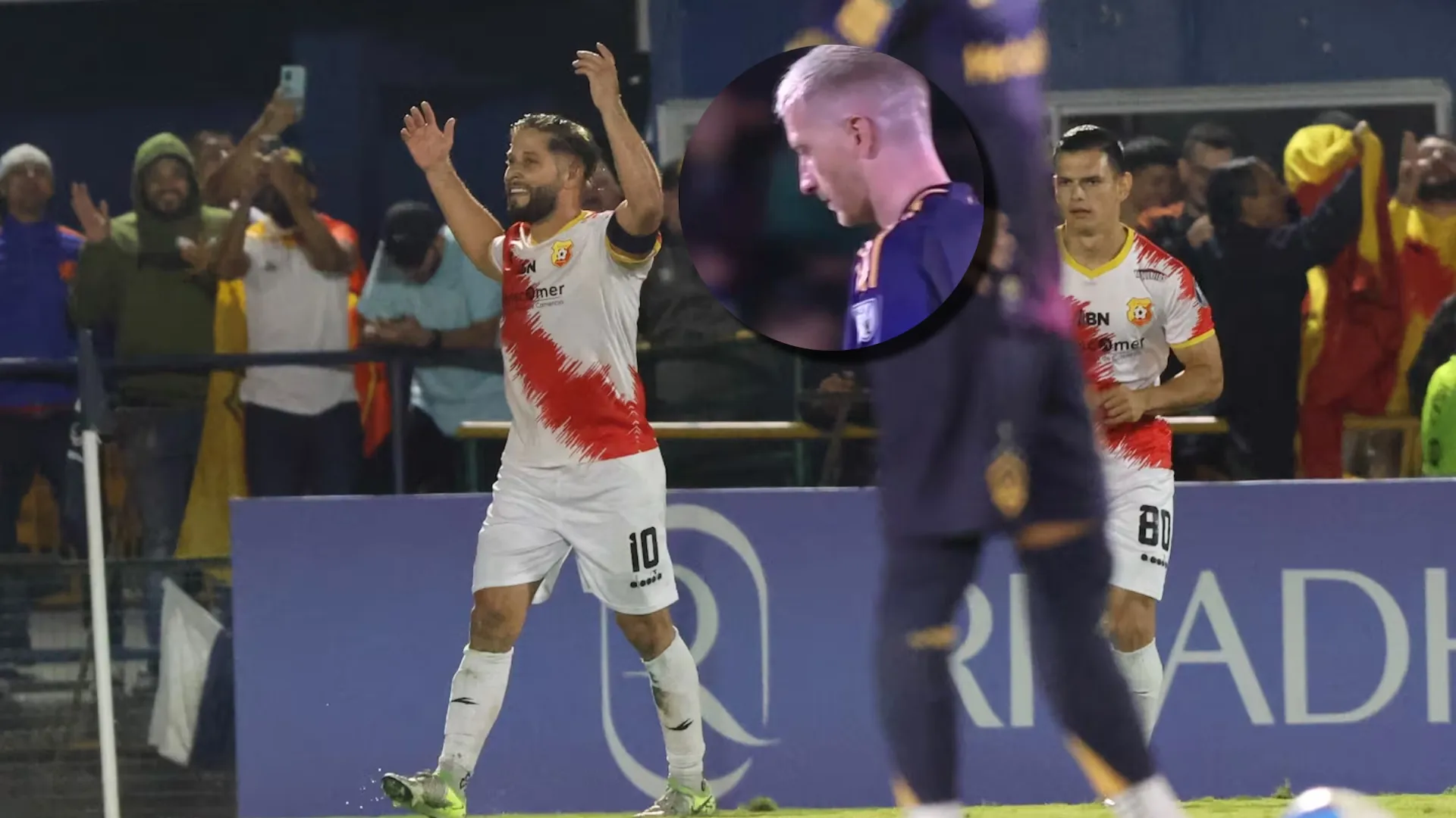 Marco Reus no podía creer el gol de Herediano.
