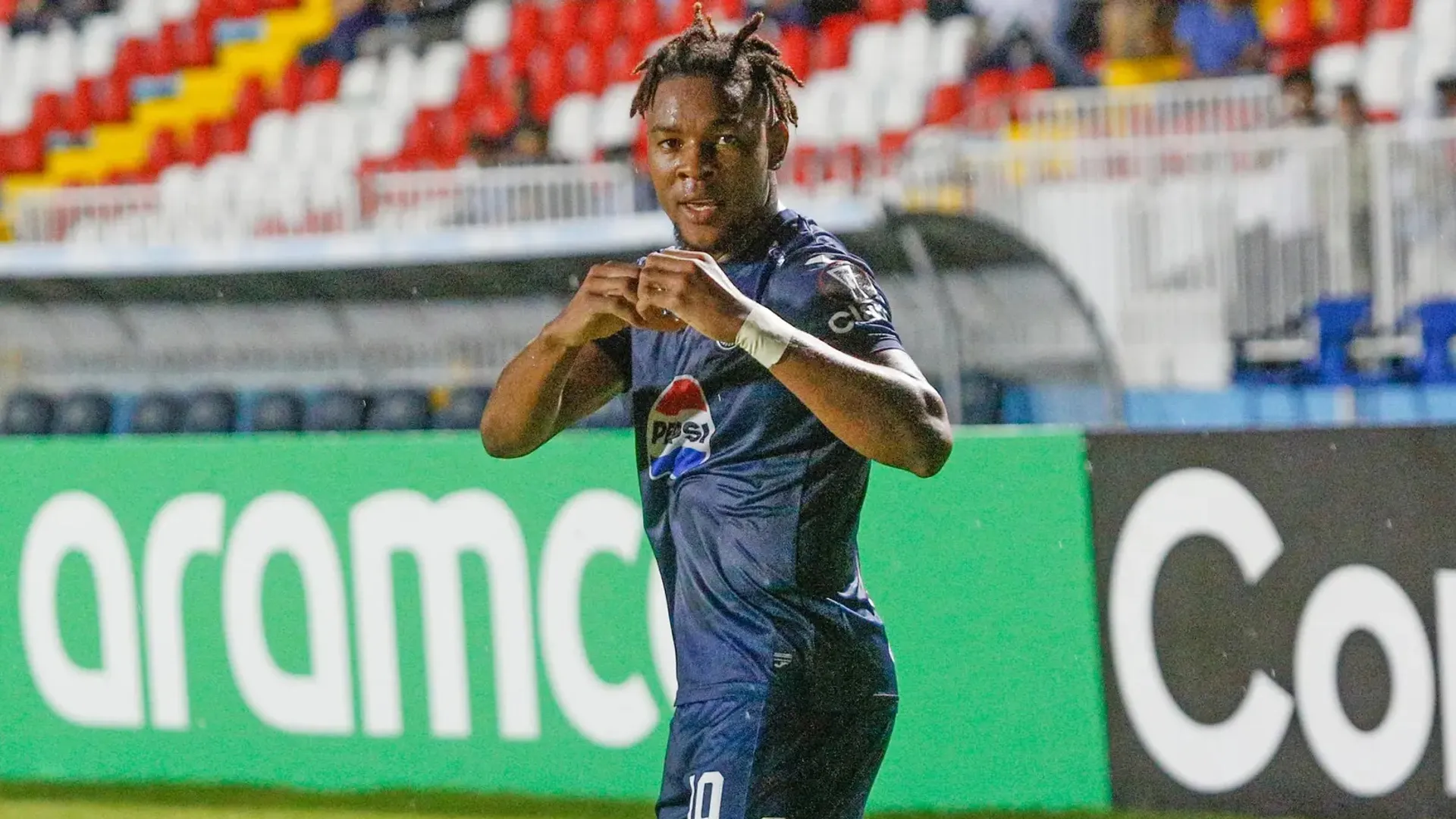 Yeison Mejía con futuro incierto, es buscado por tres clubes y uno no es de Honduras