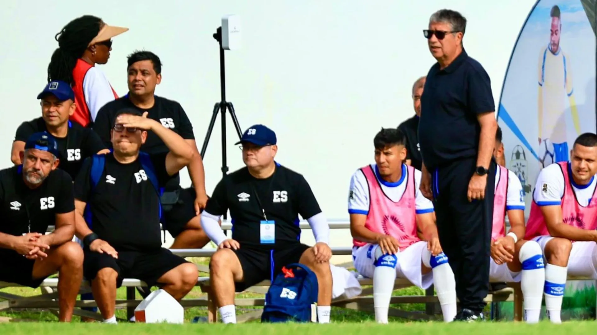 Cambio de planes en El Salvador: Bolillo Gómez da un giro inesperado con una figura de La Selecta para jugar con Guatemala