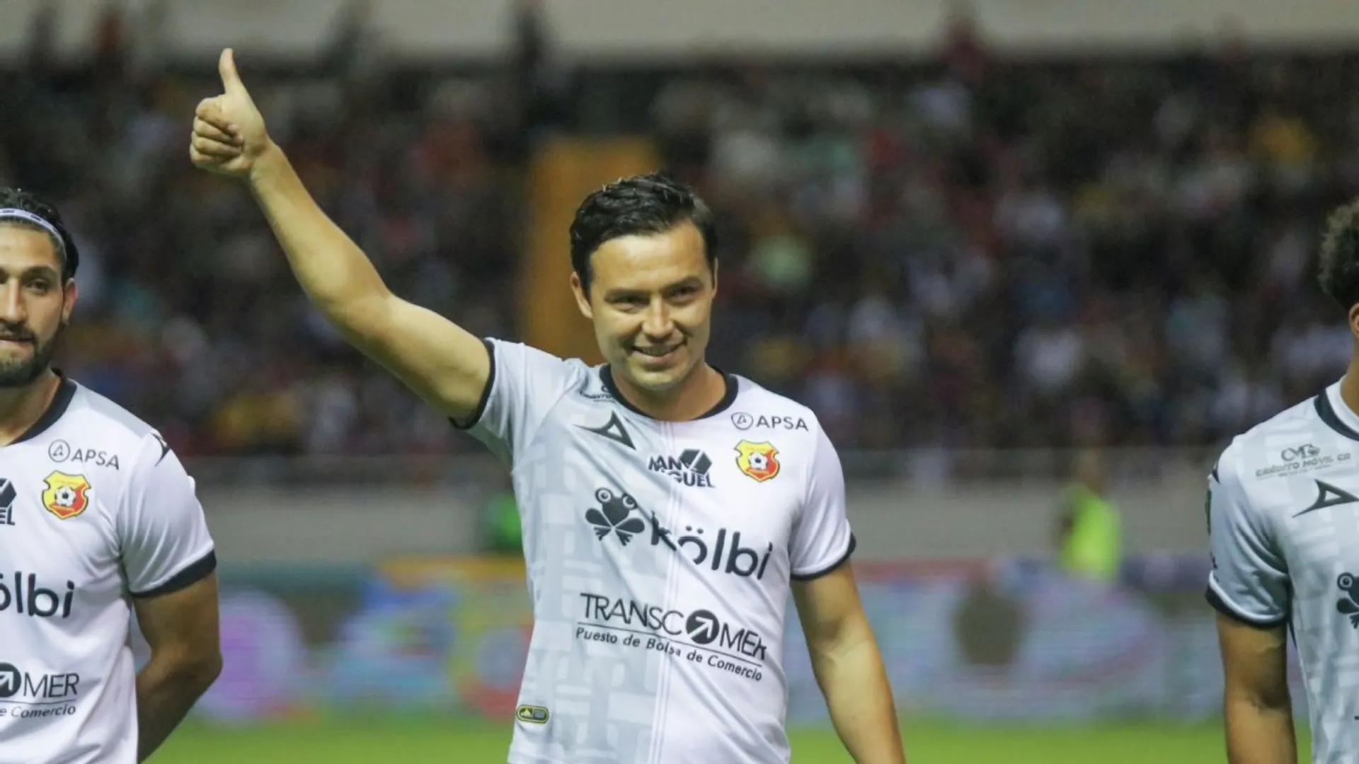 "Me abrió las puertas": Cubo Torres eligió equipo en Costa Rica