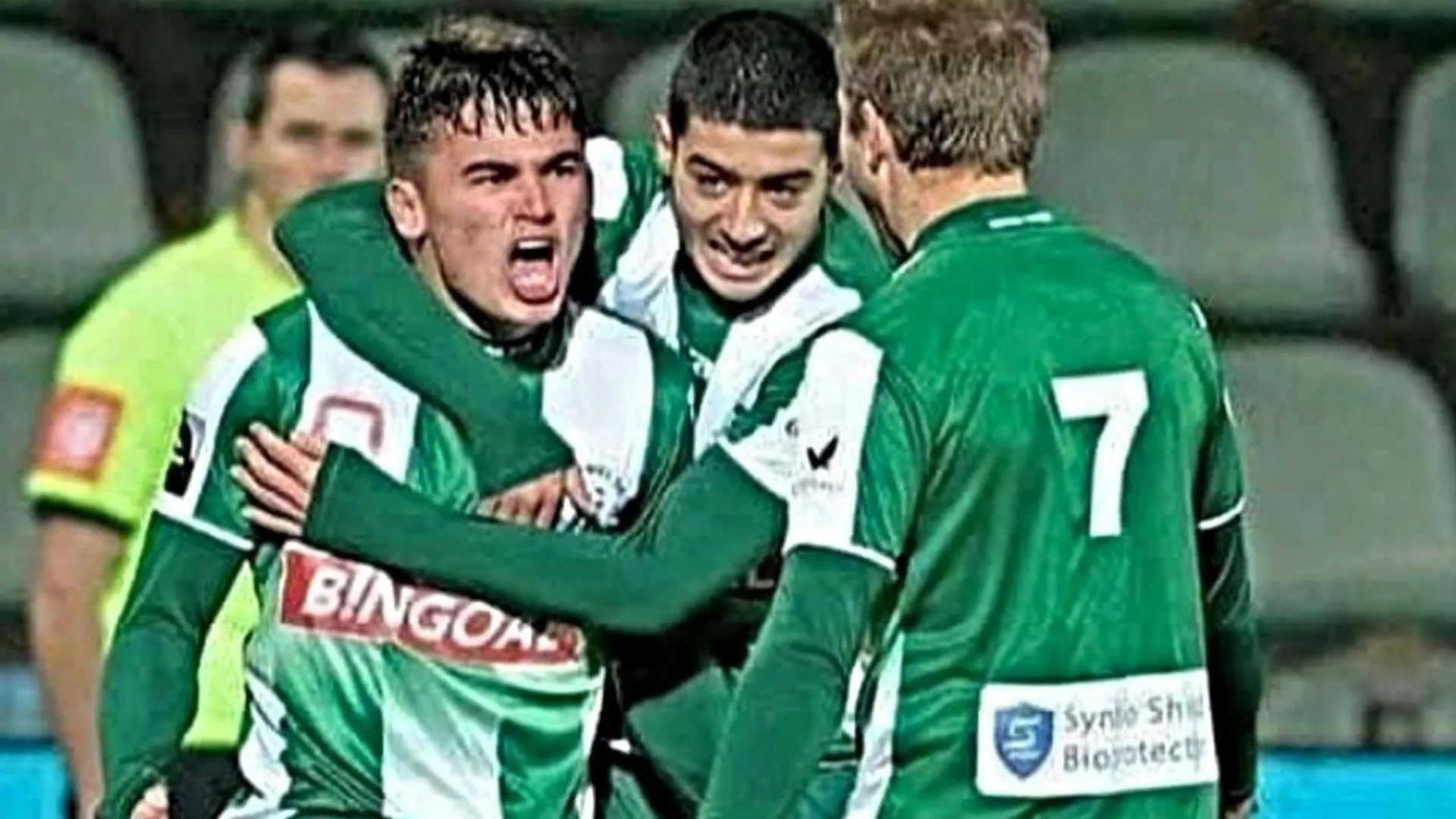 Manfred Ugalde podría no continuar en el fútbol de Bélgica con el Lommel Sk