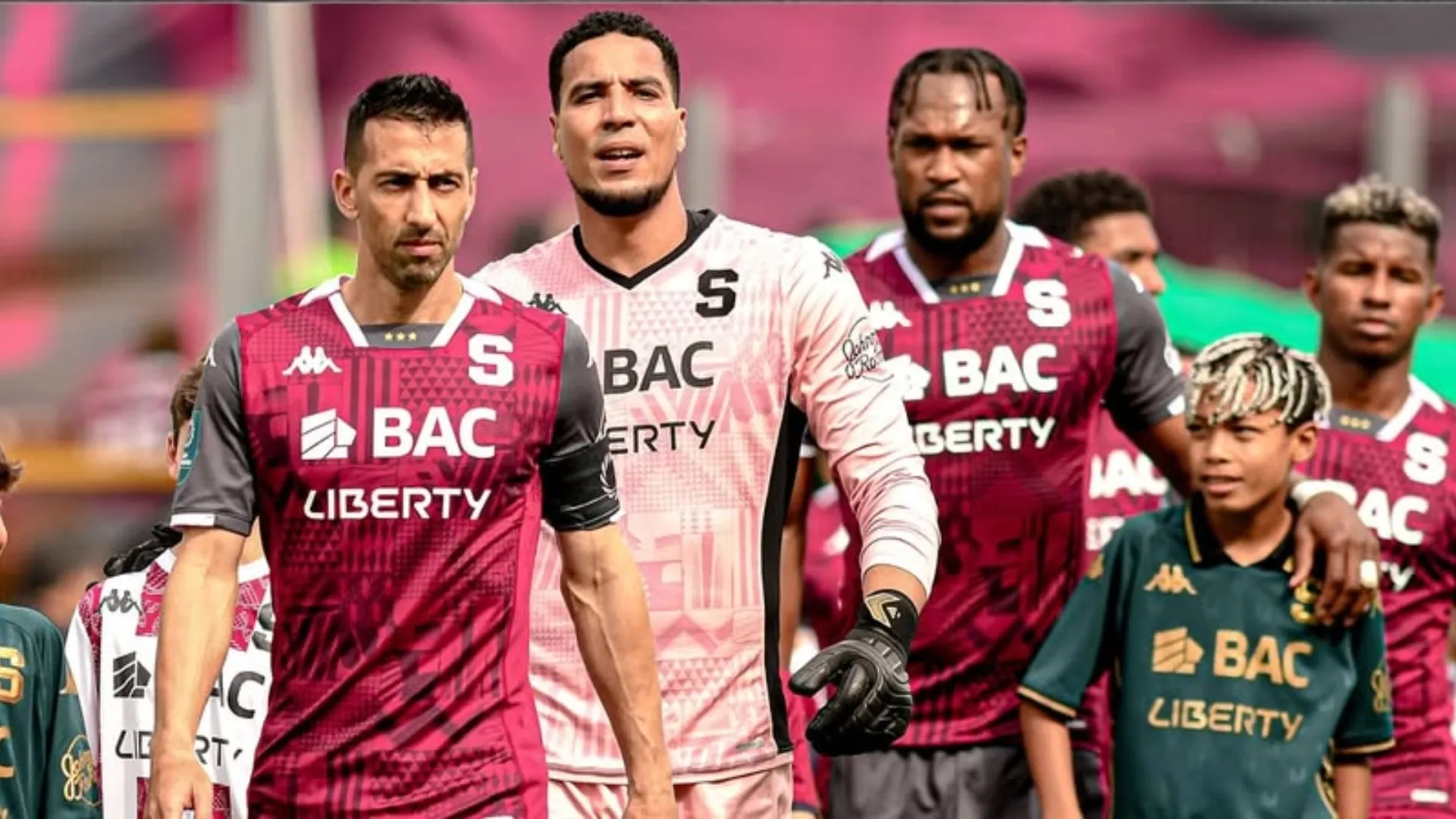 Saprissa quiere un refuerzo desde el exterior.