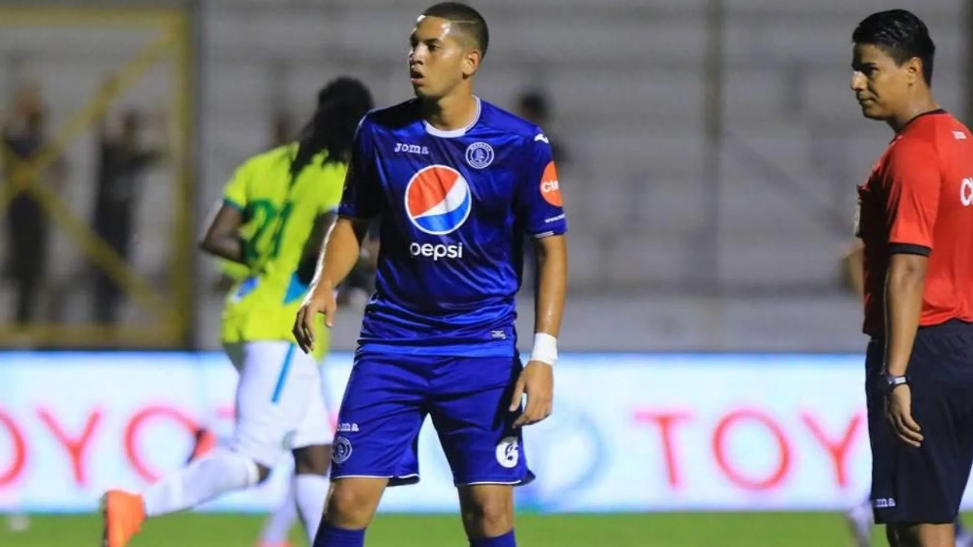 Josué Villafranca se marcha al fútbol español