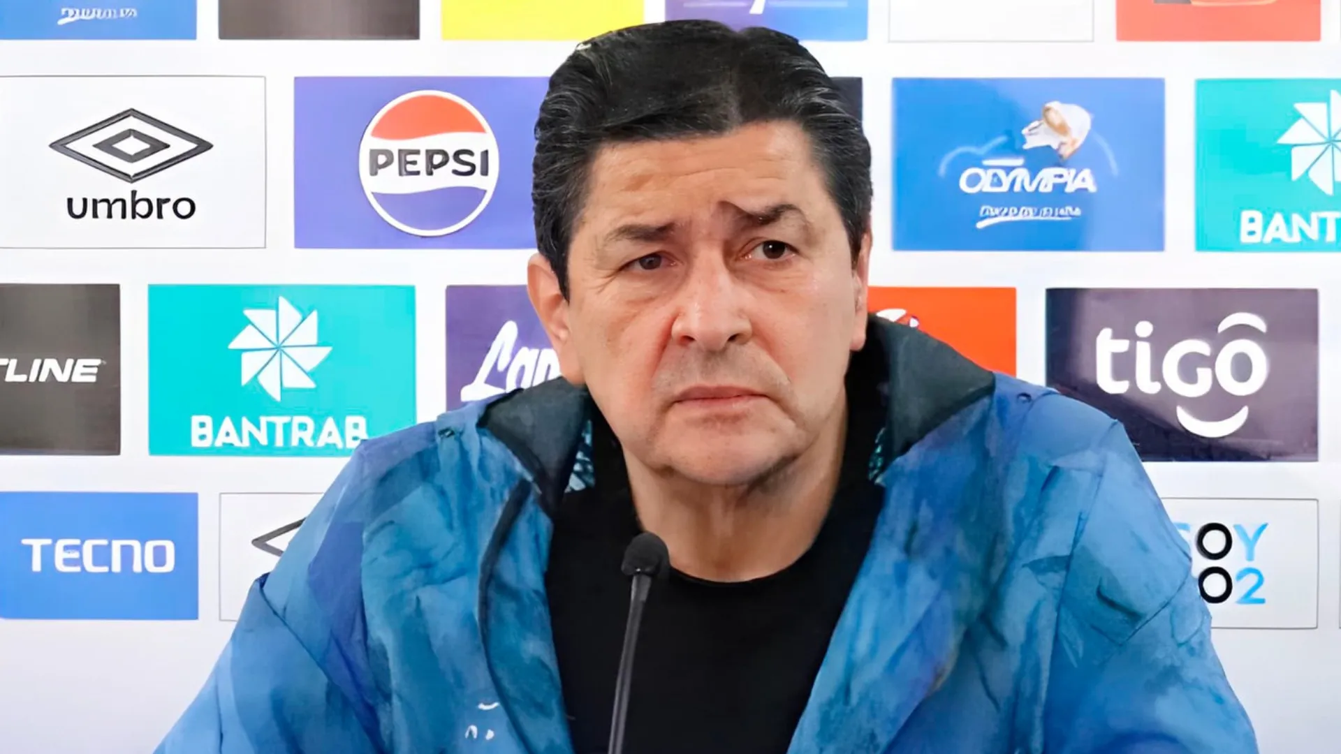 Luis Fernando Tena confirma que tiene un problema para el debut de Guatemala en la Liga de Naciones