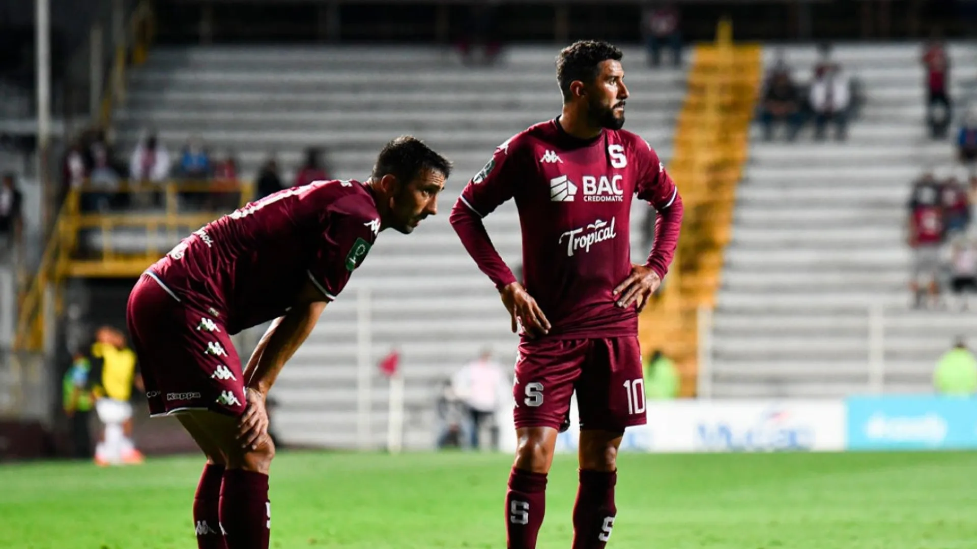 Las 16 duras goleadas que ha sufrido Saprissa en los últimos años
