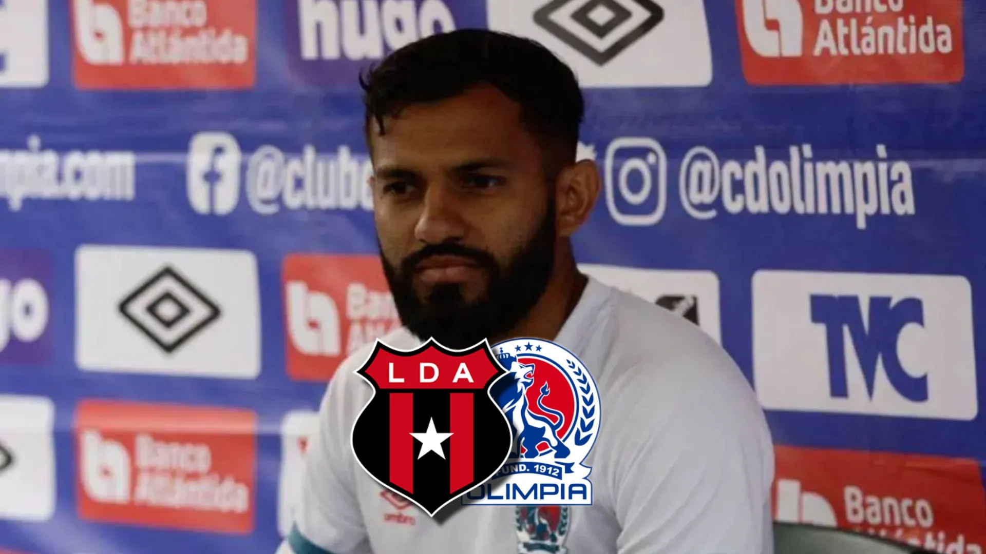 Alajuelense le ofreció esto a Jorge Álvarez.