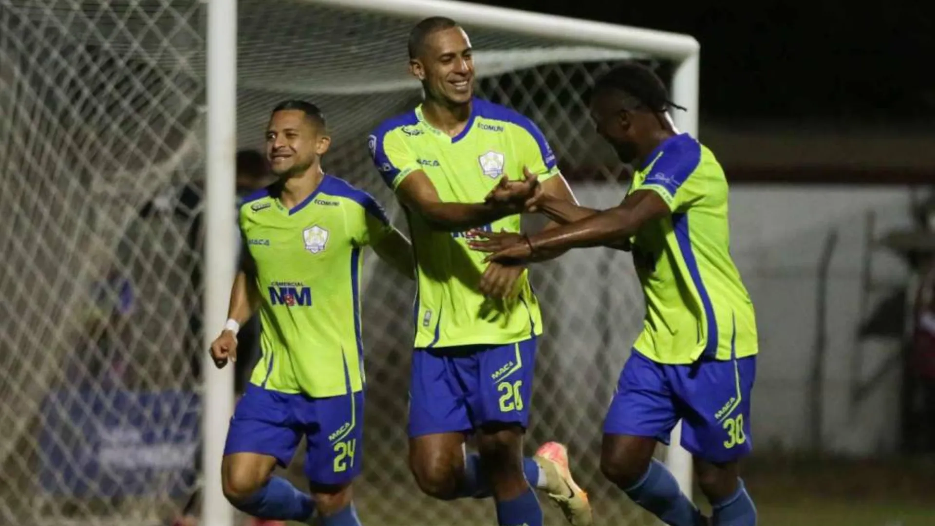 Potros renueva a una de sus figuras en defensa pero se complica la continuidad de su goleador