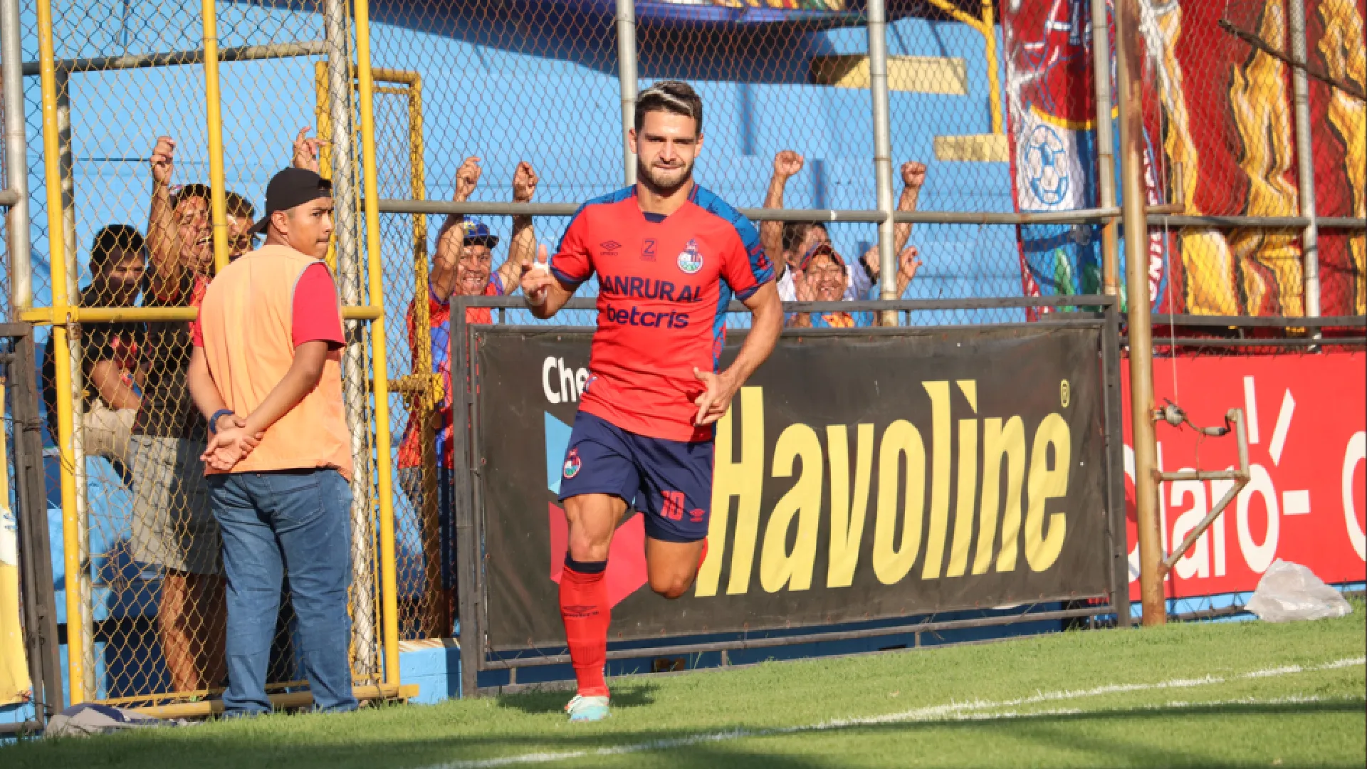 Matías Rotondi estuvo cerca de cambiar de equipo para el Torneo Clausura 2024