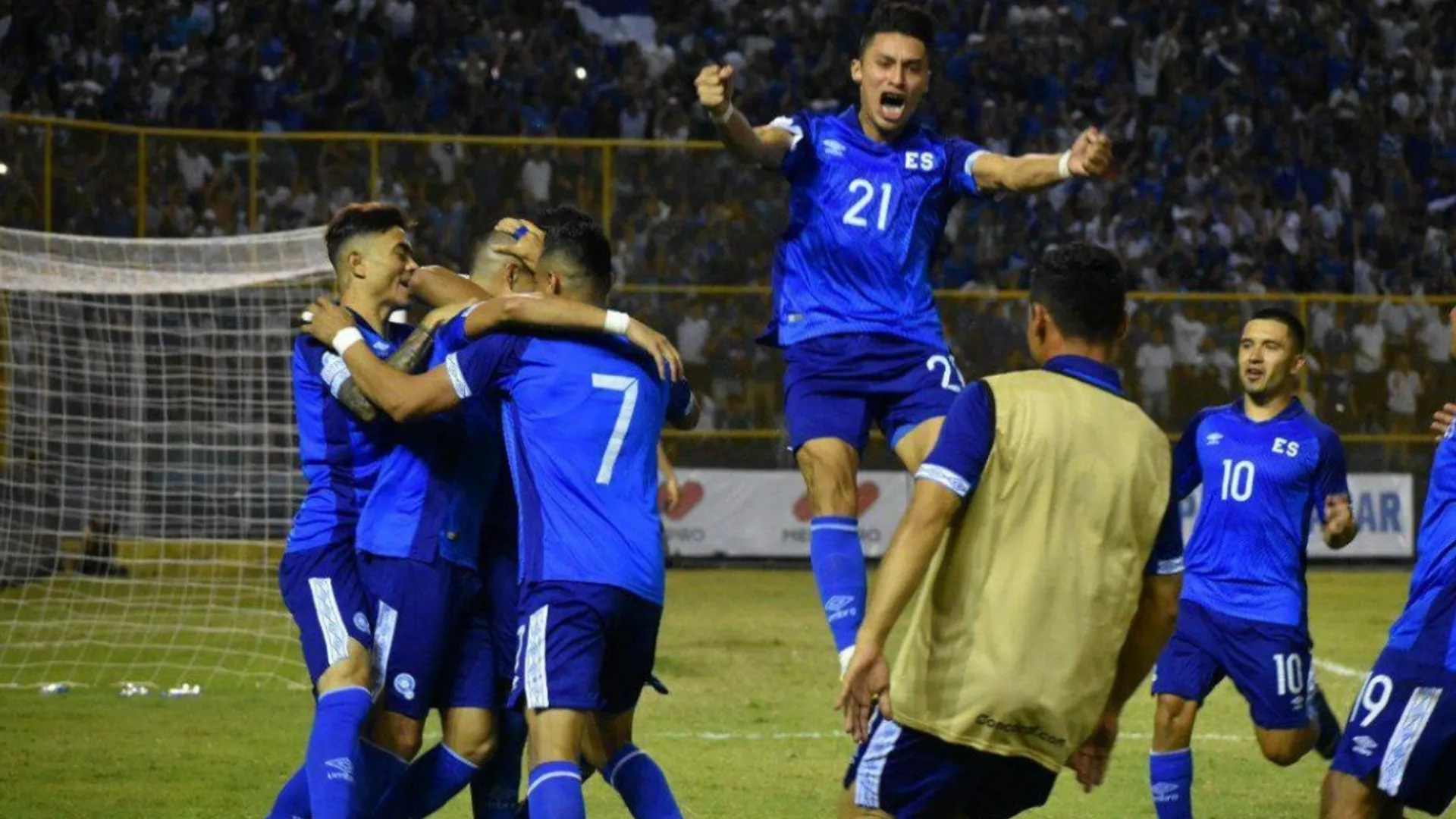 Convocatoria de El Salvador para enfrentar a Islandia