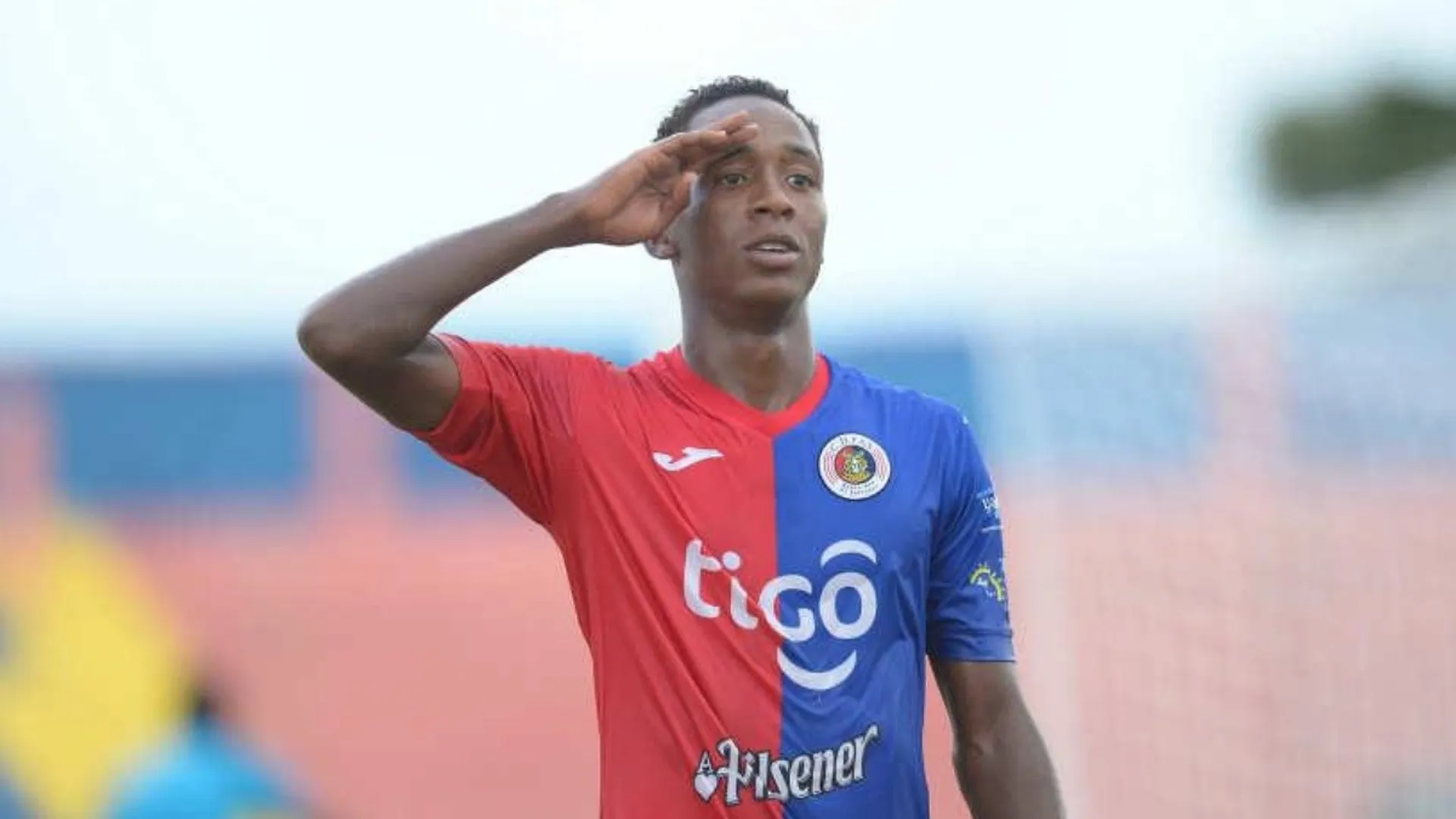 Agente de Brayan Gil habló sobre su futuro y los del FAS se decepcionan