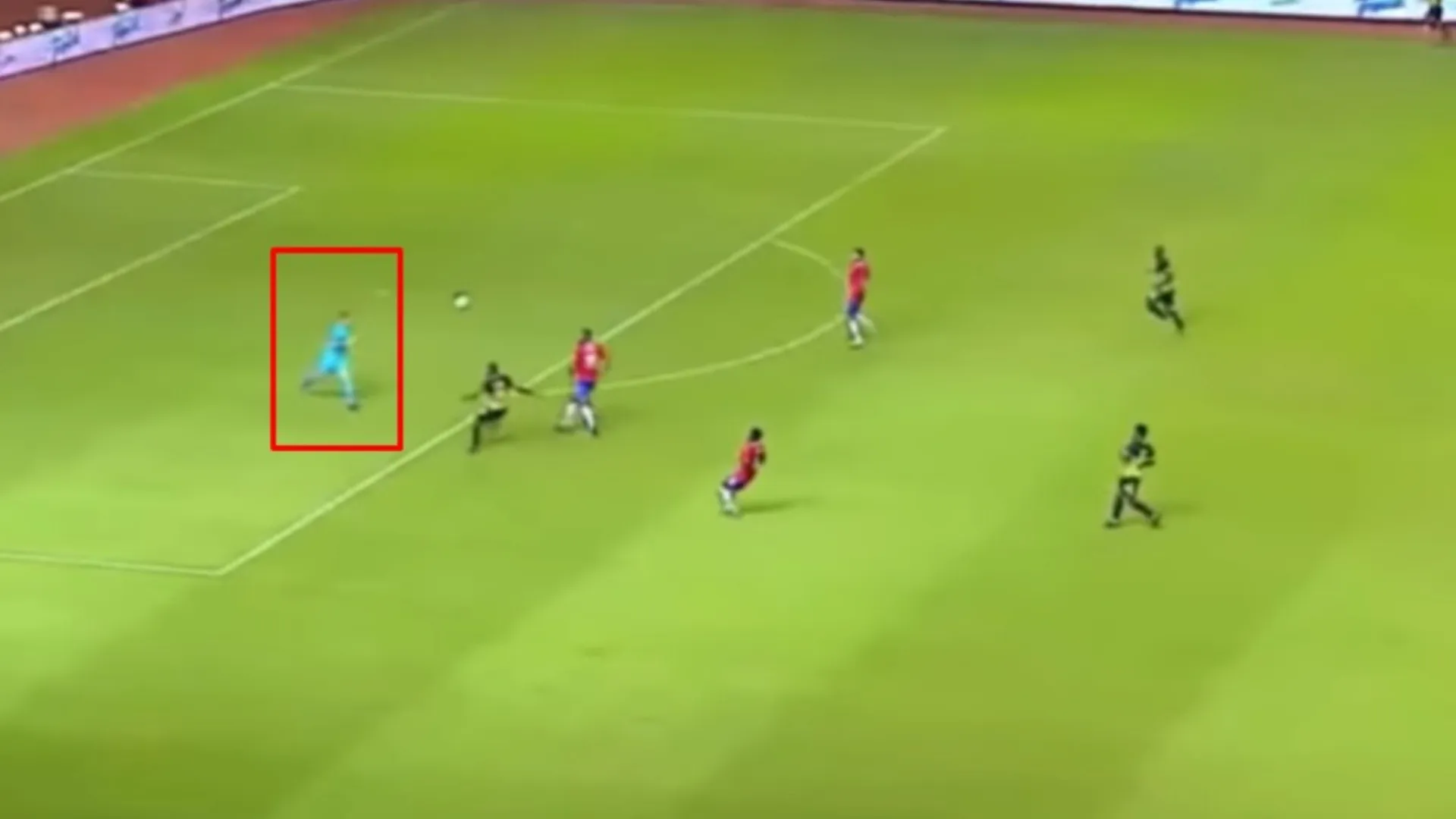 Keylor Navas tuvo tres grandes intervenciones contra Jamaica