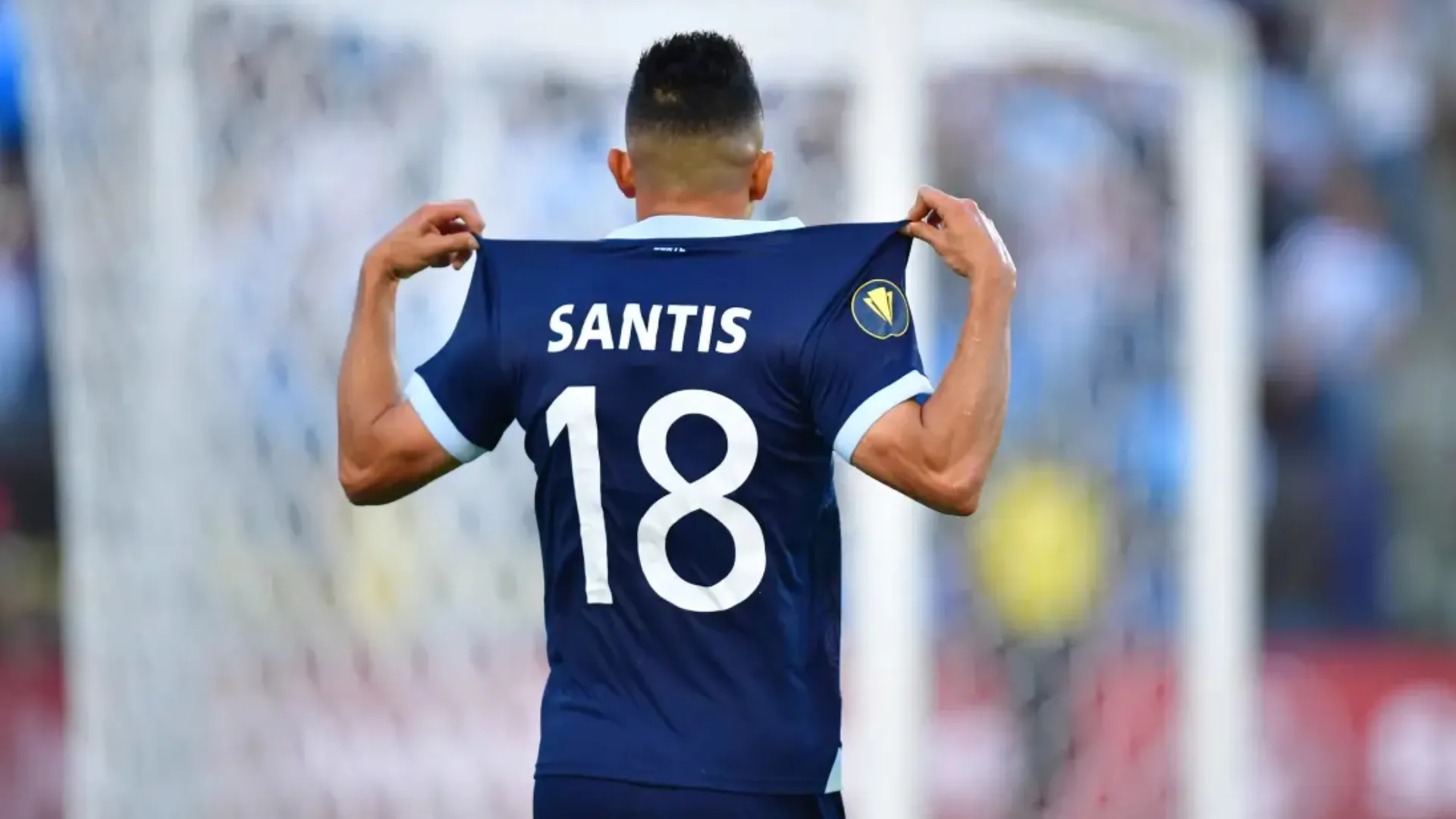 No solo es Oscar Santis: Guatemala tendrá a otro legionario en el futbol de Asia