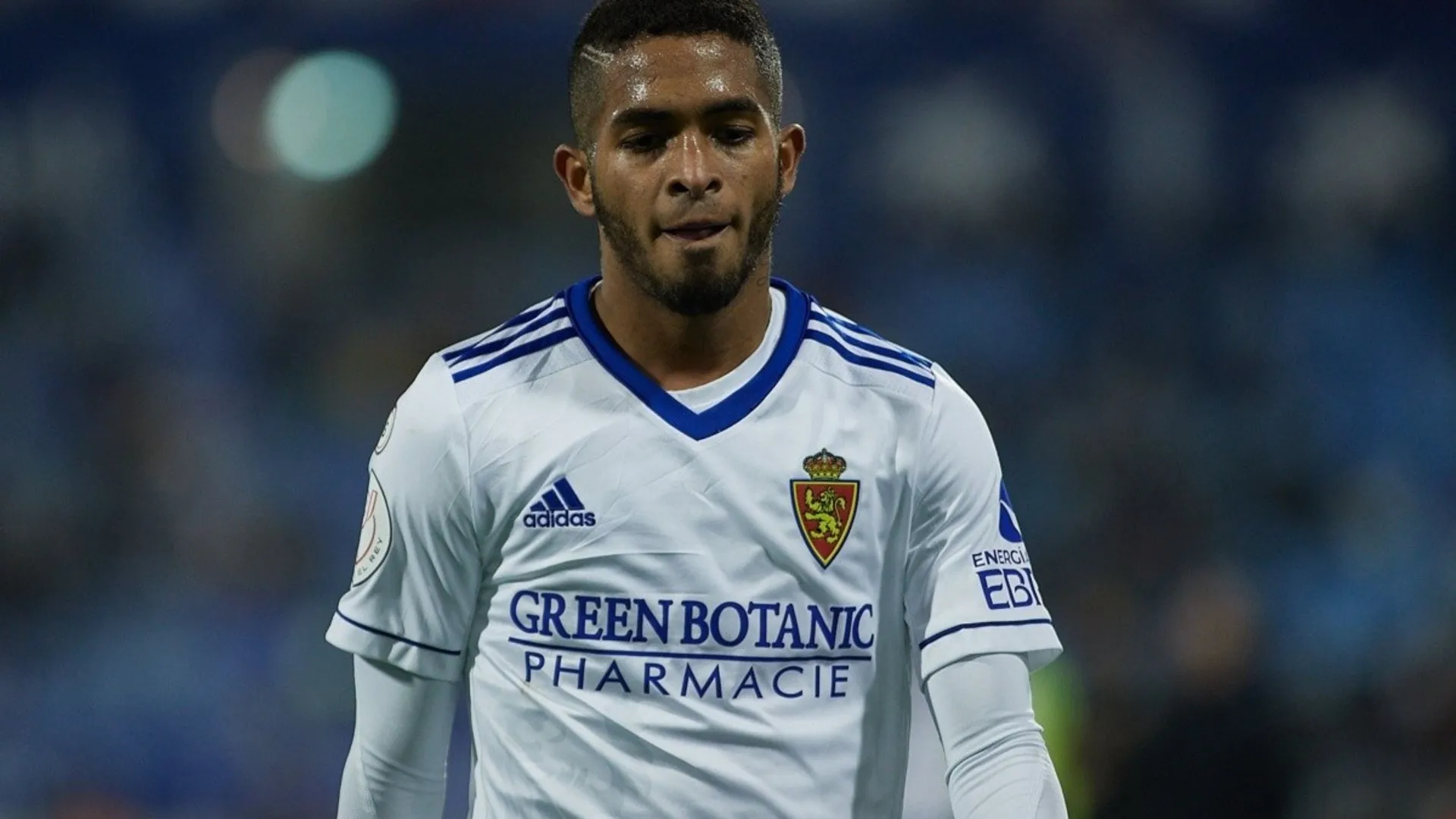 Real Zaragoza rompe el contrato de César Yanis y podría recalar en la Primera RFEF de España