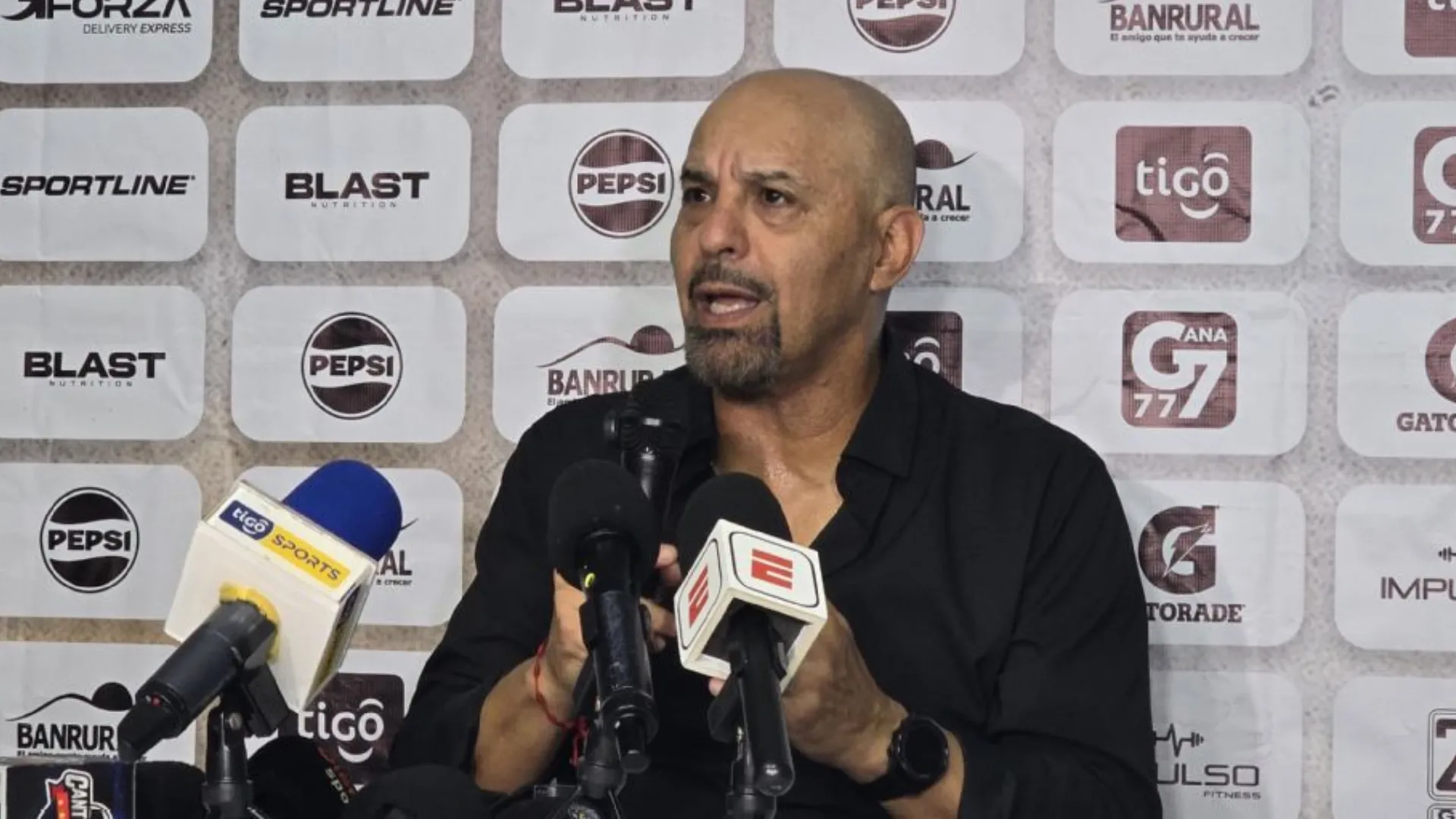 El Fantasma Figueroa con doble fracaso en Comunicaciones tras ser superado por Xelajú