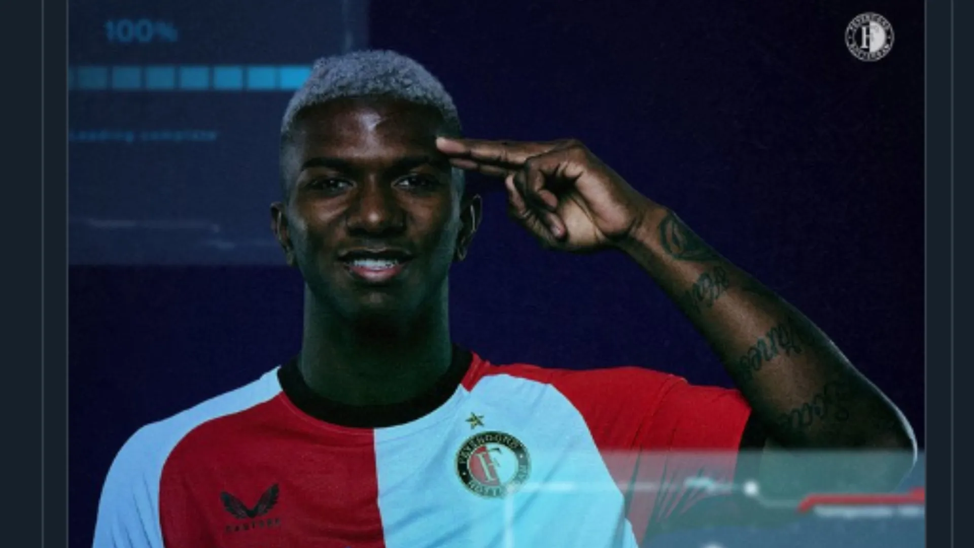 El reconocimiento de Feyenoord a Alajuelense en la futurista presentación de Jeyland Mitchell