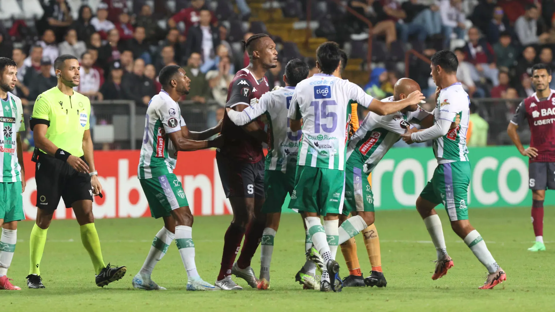 Prestigio, millones y lo que nadie dice: Saprissa perdió mucho más que un partido contra Antigua