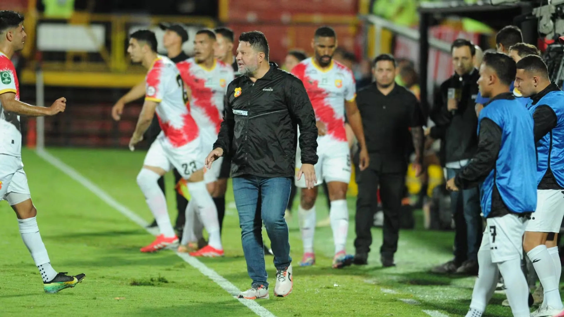 Jafet Soto se burla de la UNAFUT.