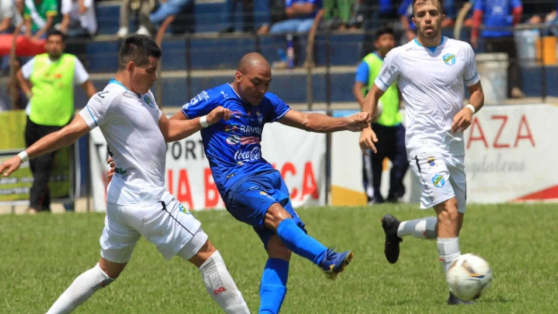Comunicaciones vs Cobán: Fecha, hora y canal para ver en directo el duelo por la fecha 16 del Clausura 2021 desde el estadio Doroteo Guamuch Flores