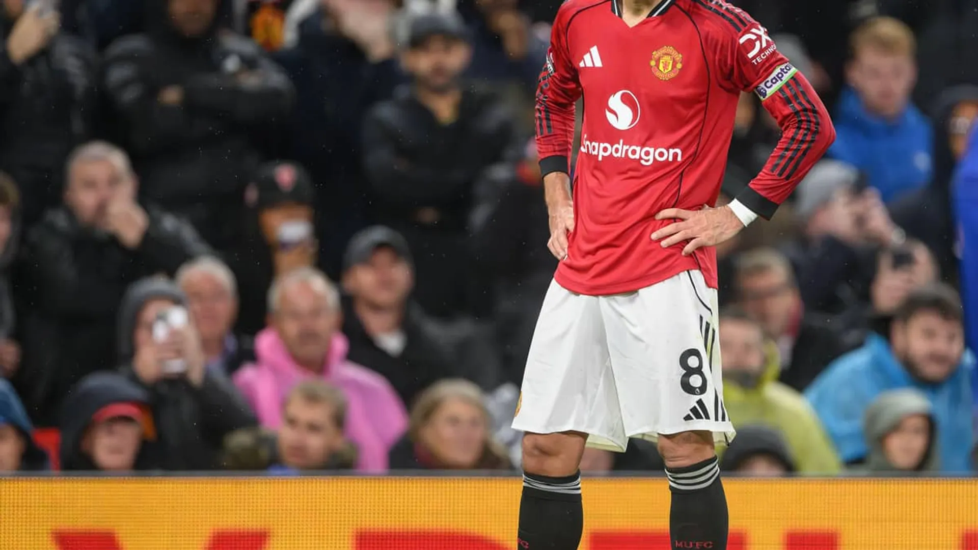 «Puro fútbol»: Carrick explica la suplencia de Bruno Fernandes ante Bournemouth