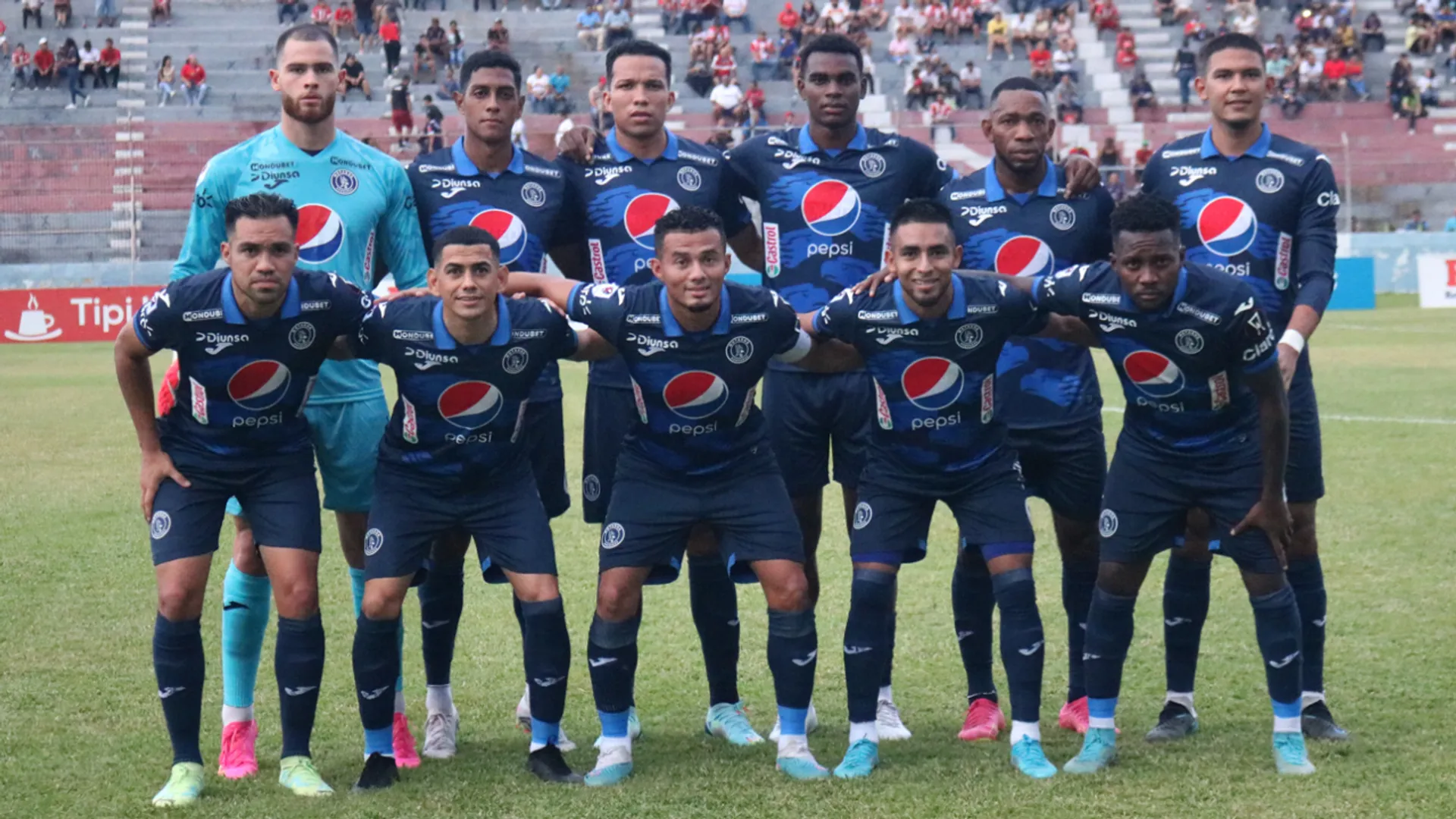 Logo conmemorativo de Motagua es similar a la de una selección europea