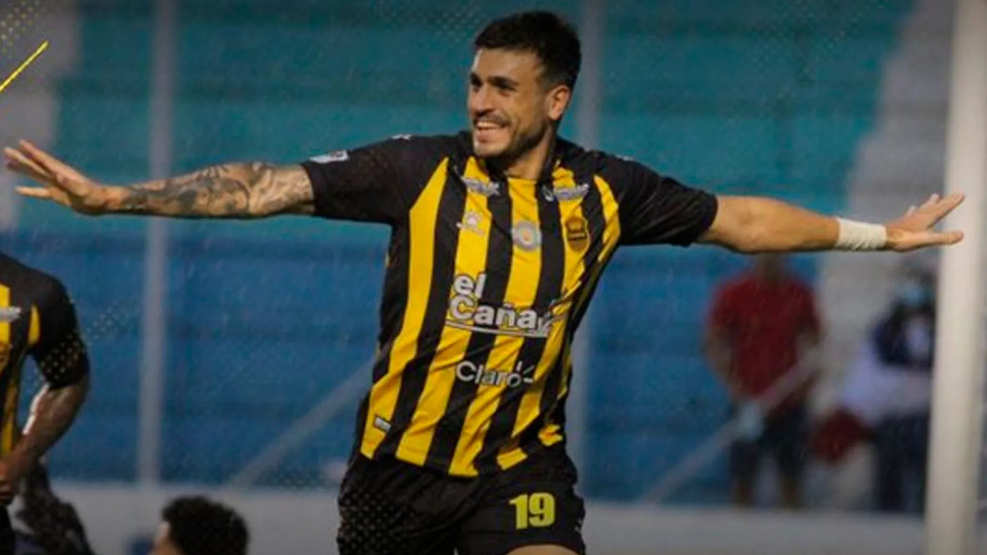 Real España estaría escuchando ofertas por su goleador Ramiro Rocca