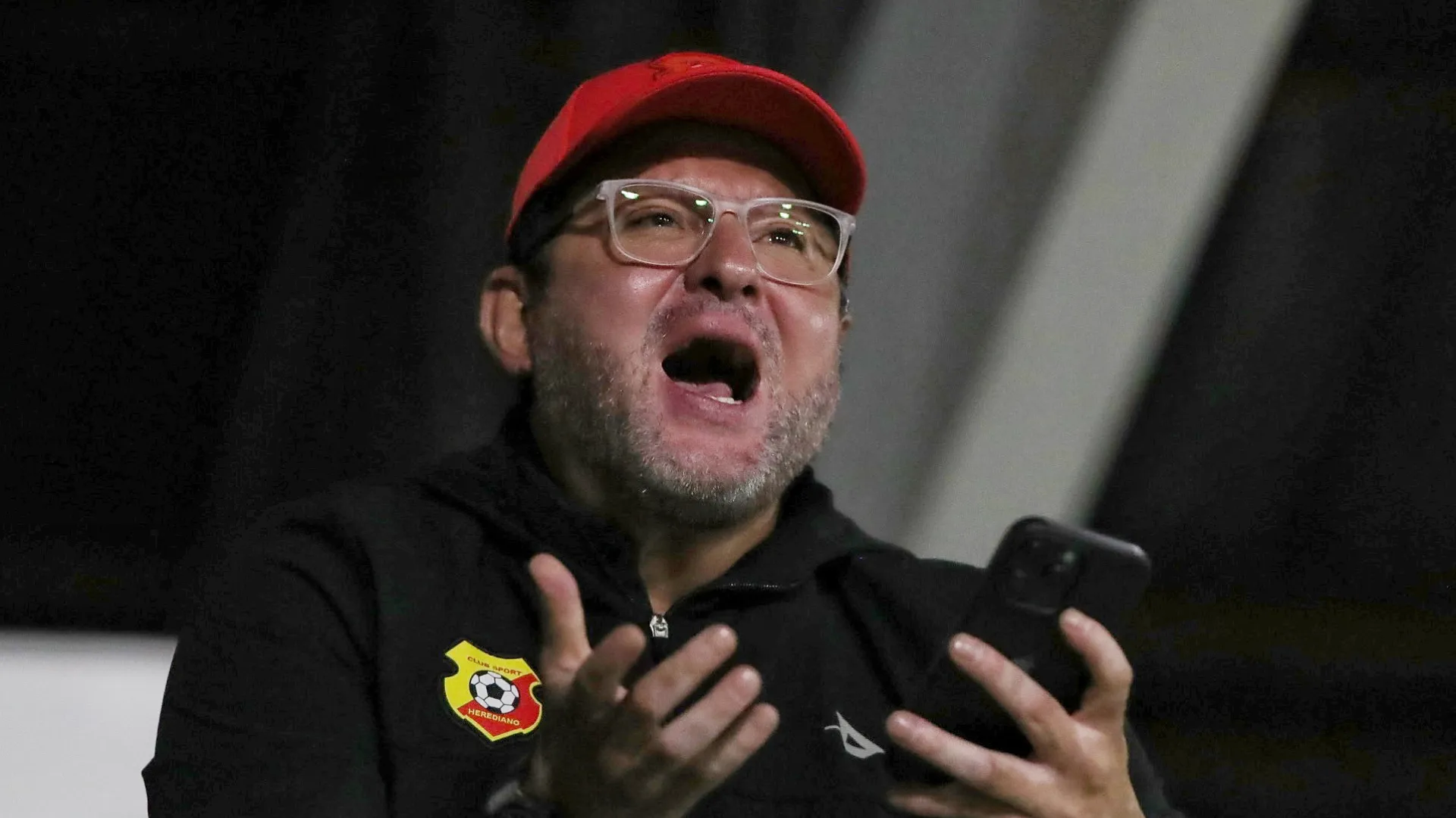 herediano-jafet soto-enojado