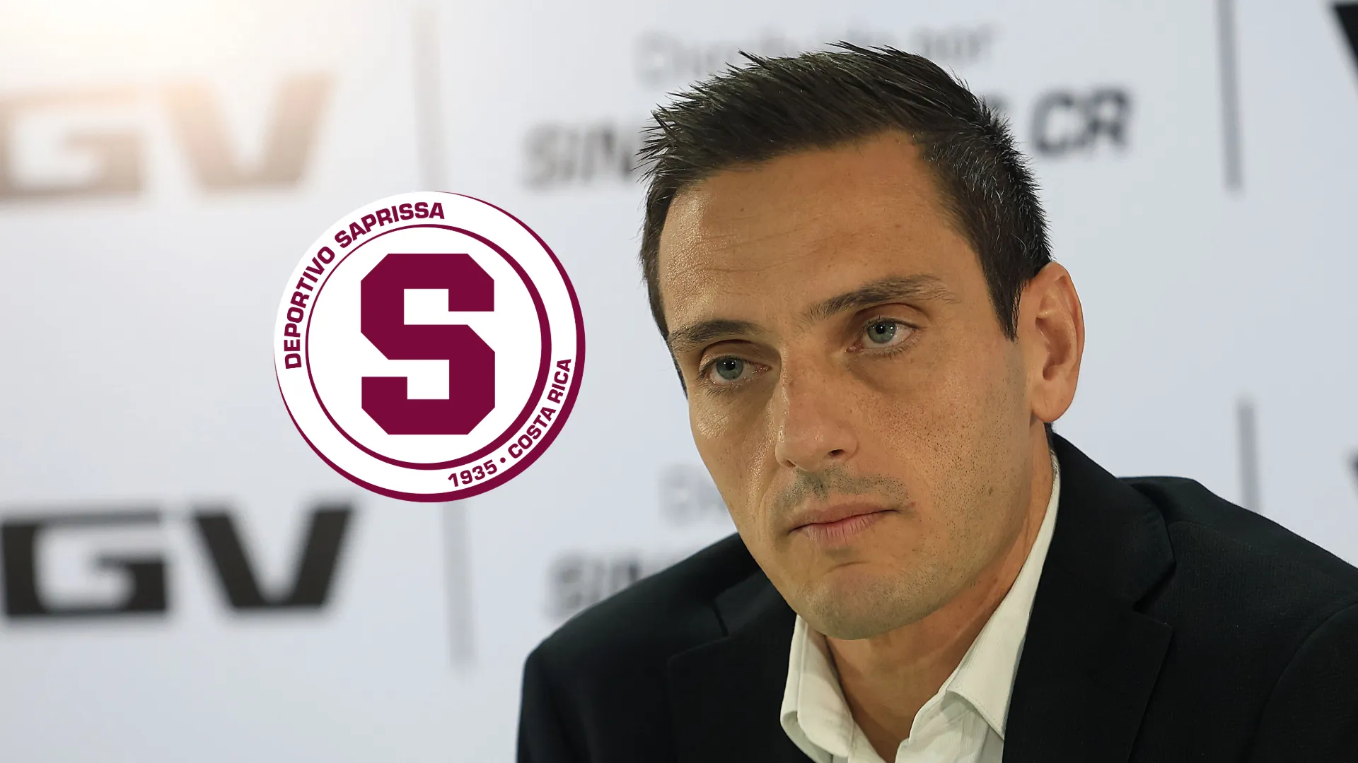 Saprissa lo echó hace 154 días y sigue cobrando: Roberto Artavia revela el polémico negocio de Sergio Gila