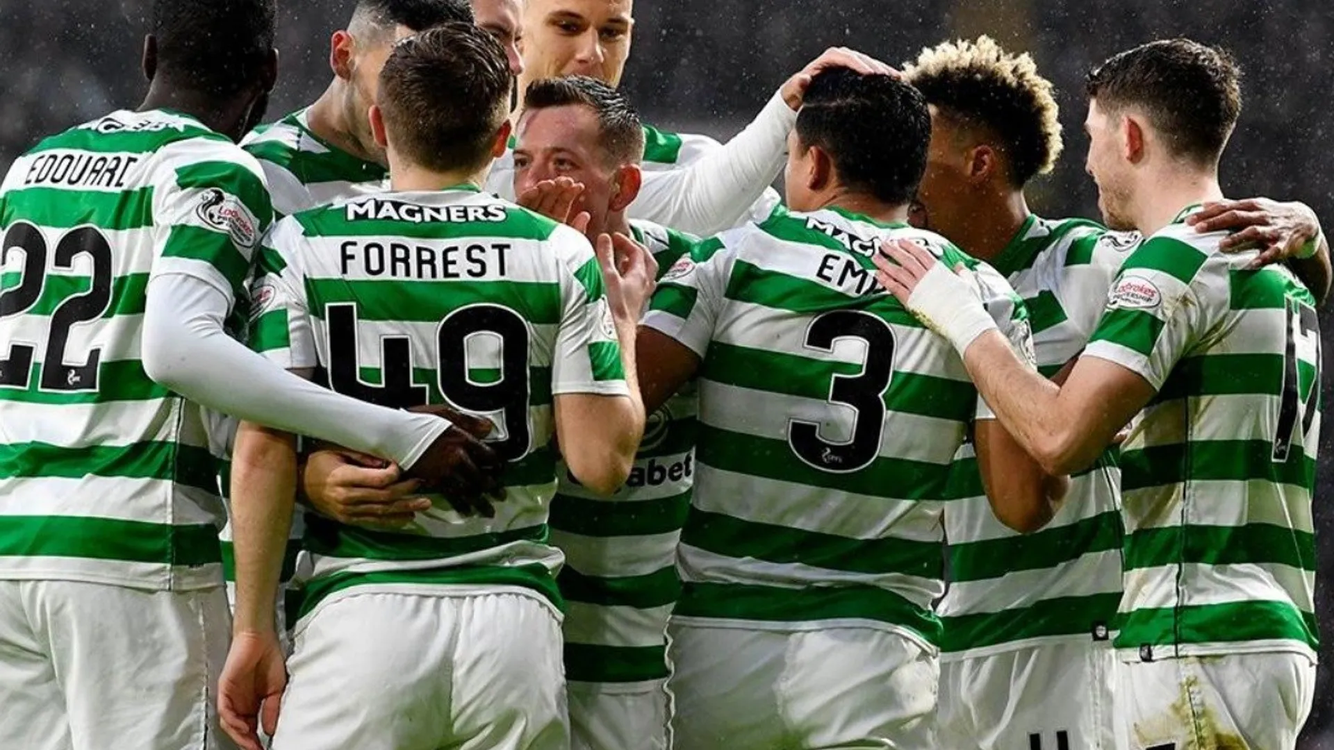 Izaguirre regresa a la titularidad en goleada de Celtic